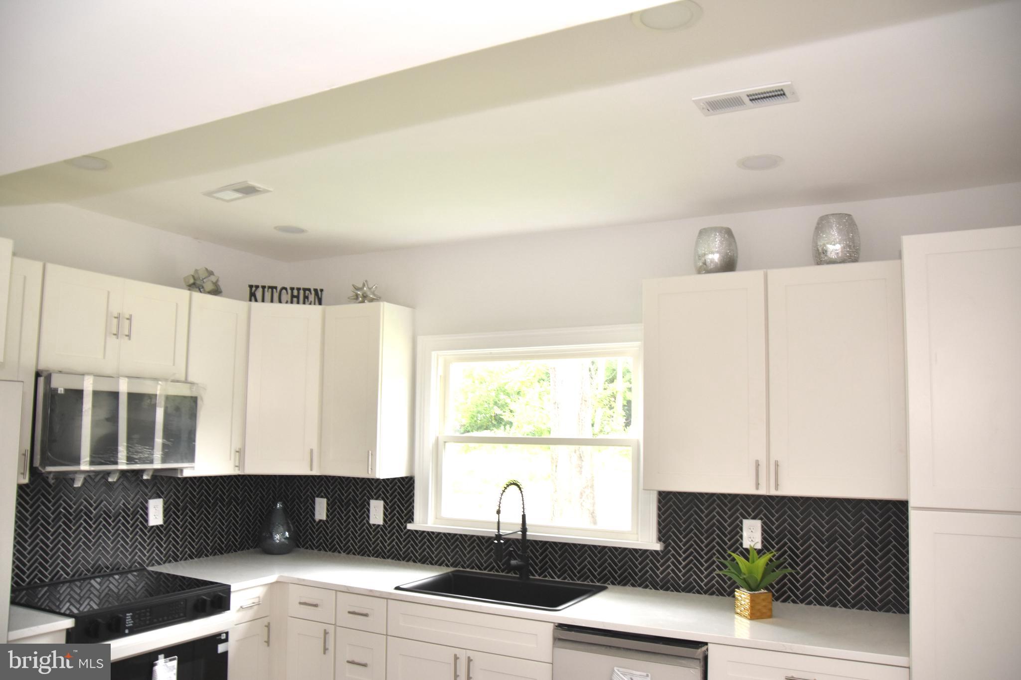 106 E Arctic Ave, Minotola, NJ 08341 photo