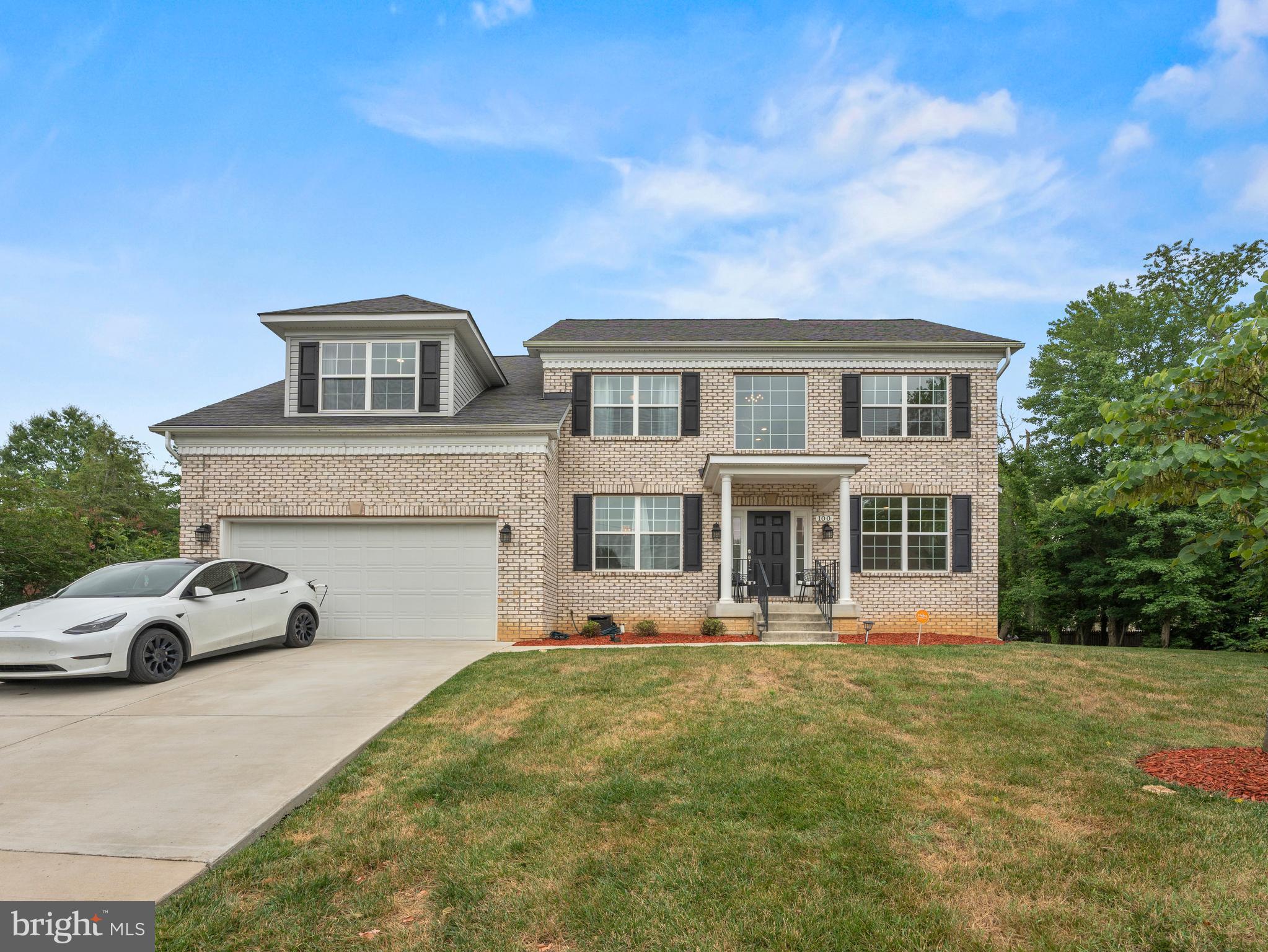 100 Inverness Ln, Fort Washington, MD 20744