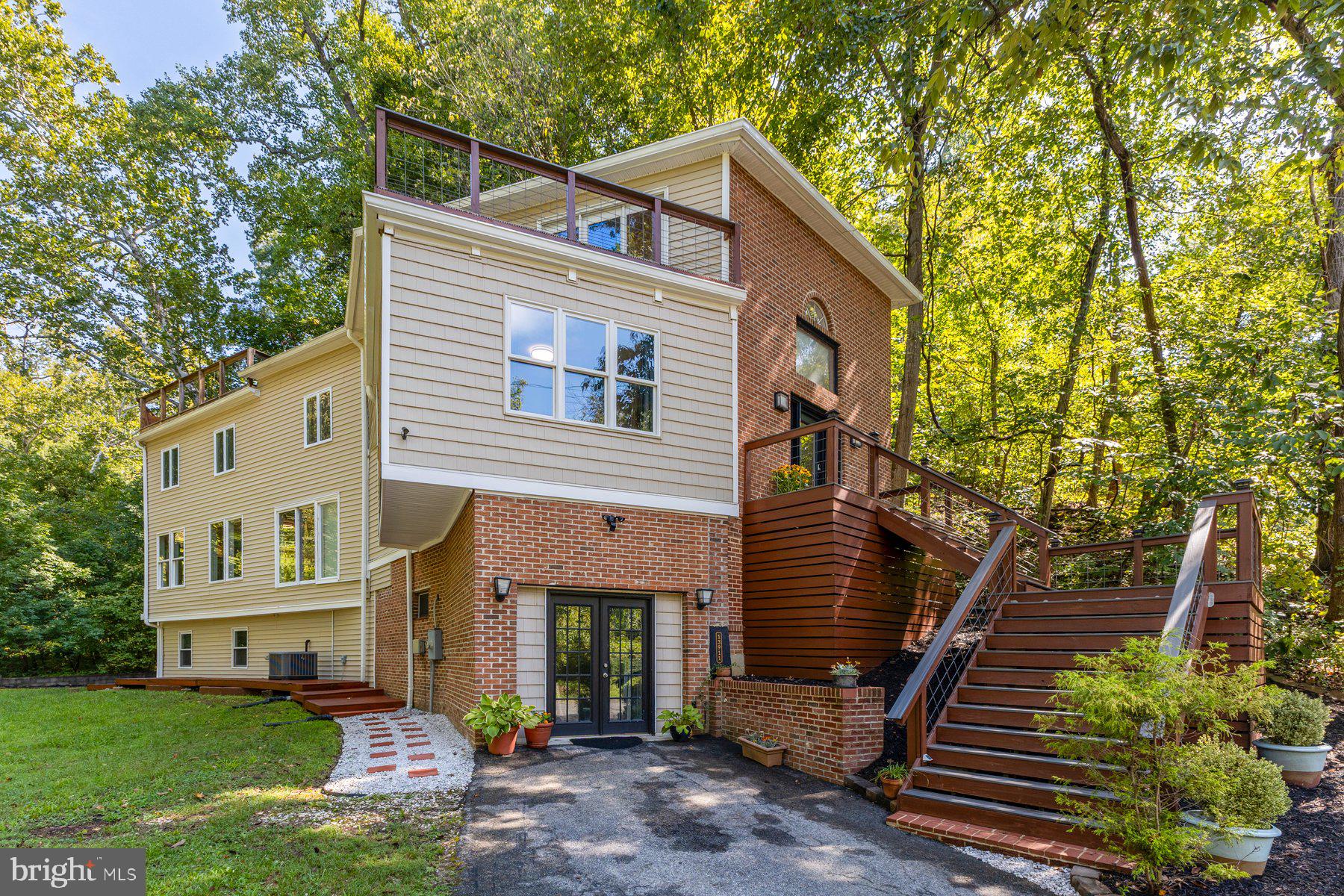 13911 Piscataway Dr, Fort Washington, MD 20744