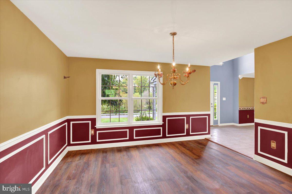 7 Ohlinger Dr, Fleetwood, PA 19522 photo