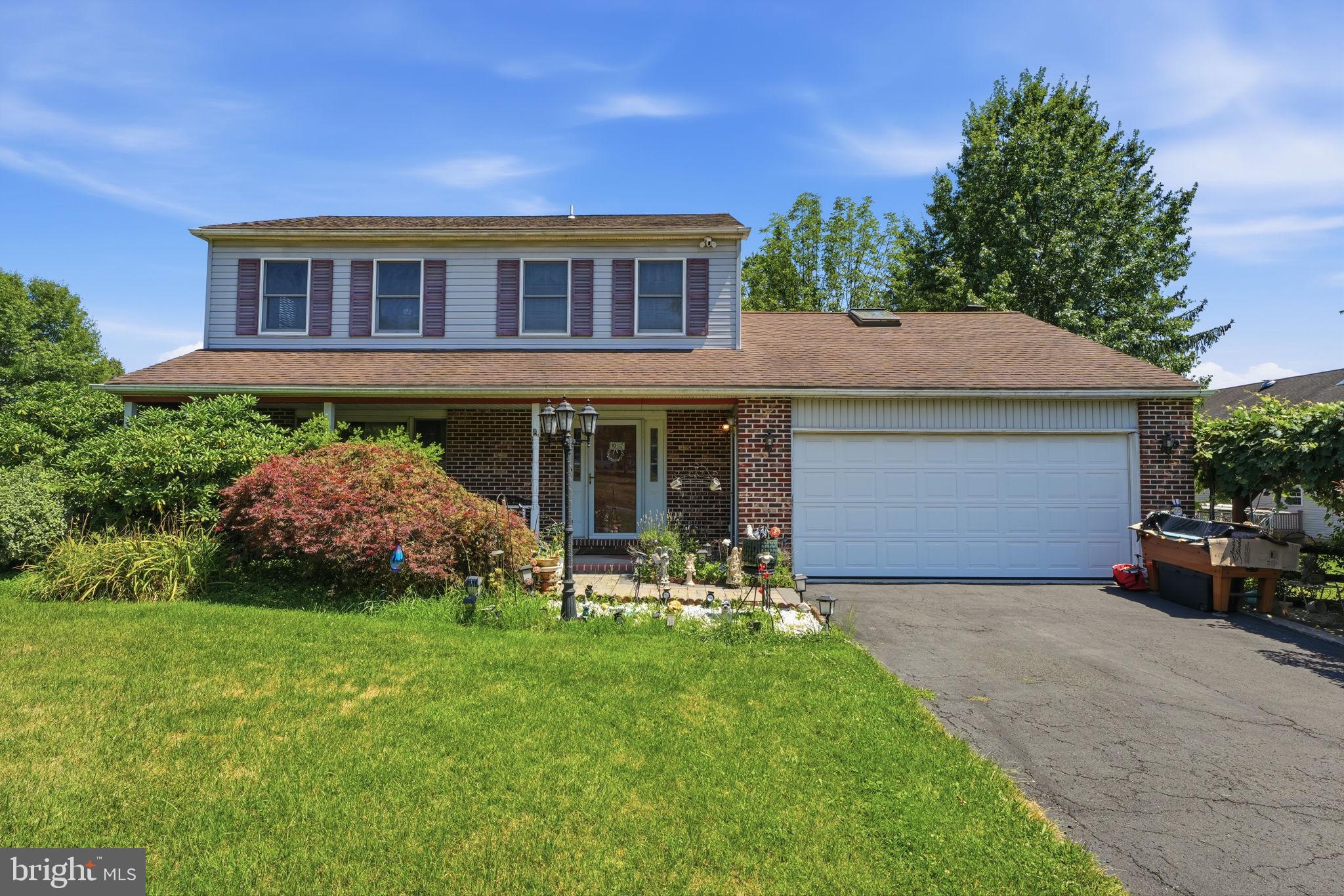 1017 Elbow Ln, Warrington, PA 18976