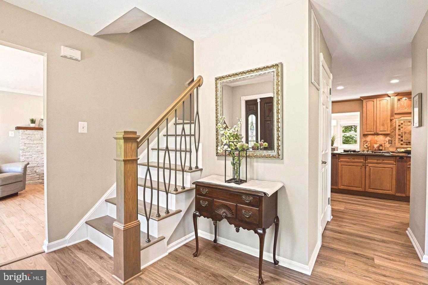10315 Mountington Ct, Vienna, VA 22182 photo