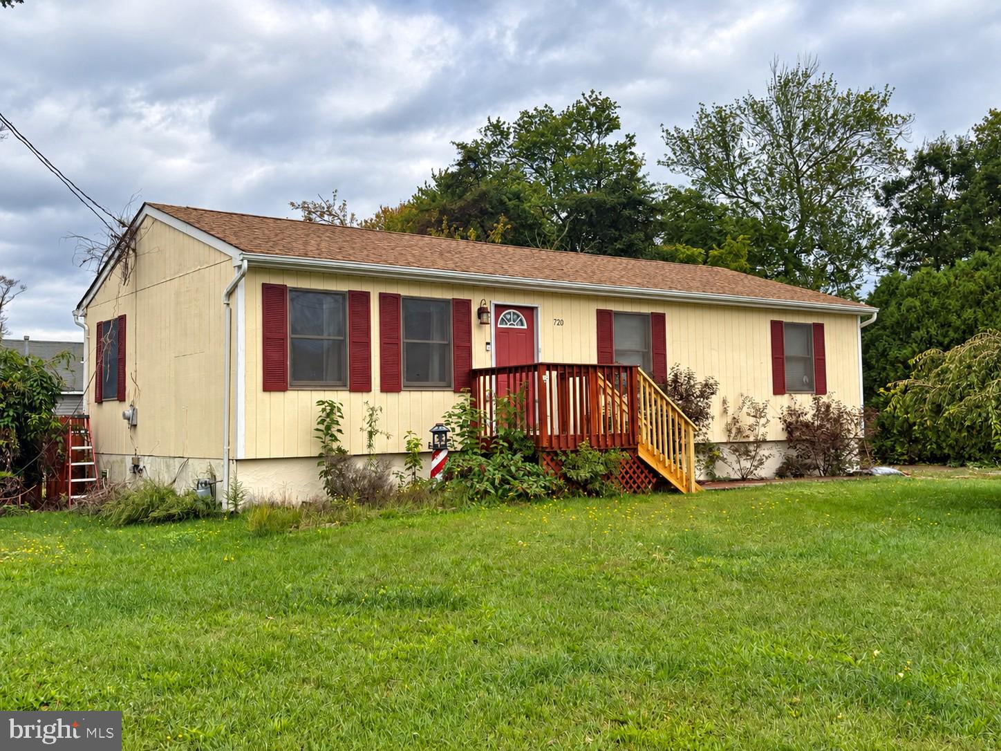 720 Clairmore Ave, Lanoka Harbor, NJ 08734