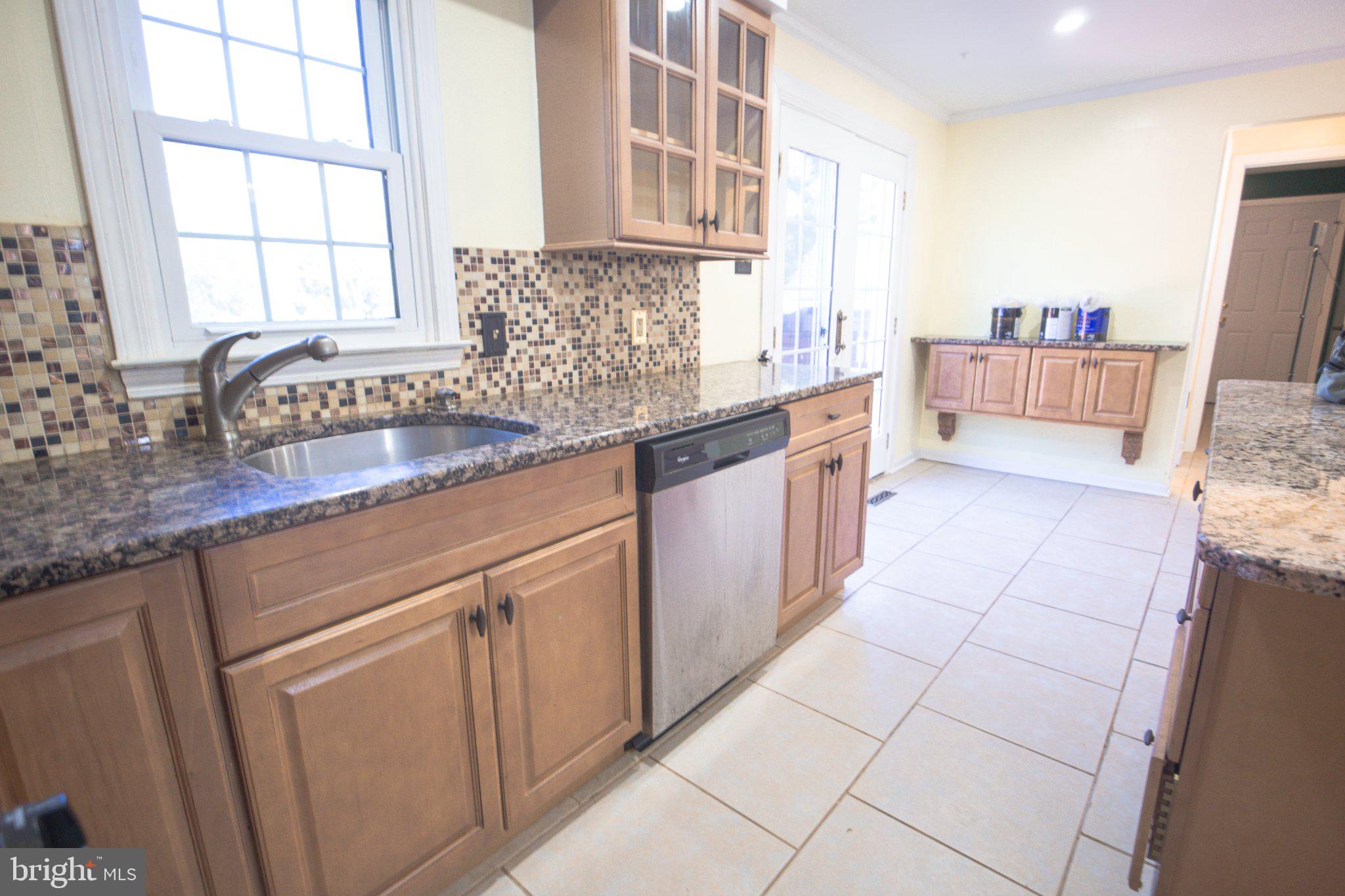 4 Laburnum Close, Cookstown, NJ 08511 photo