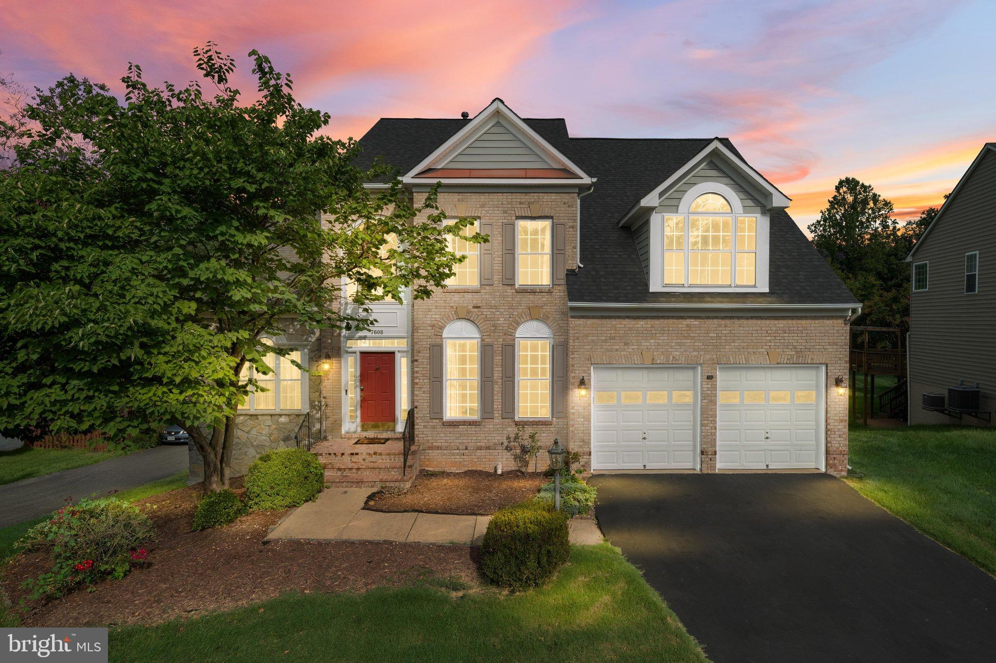 7608 Mcweadon Ln, Springfield, VA 22150