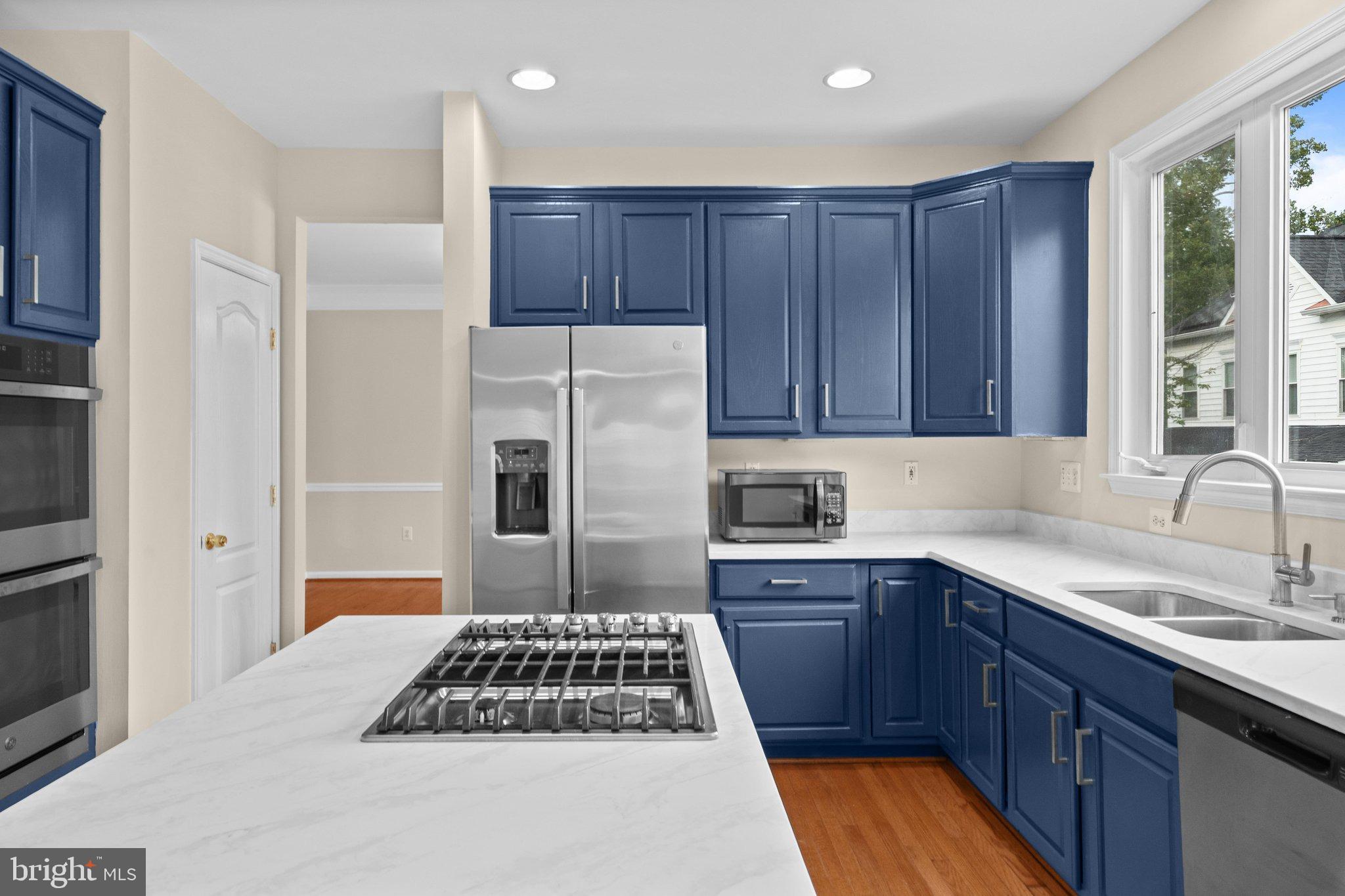 7608 Mcweadon Ln, Springfield, VA 22150 photo