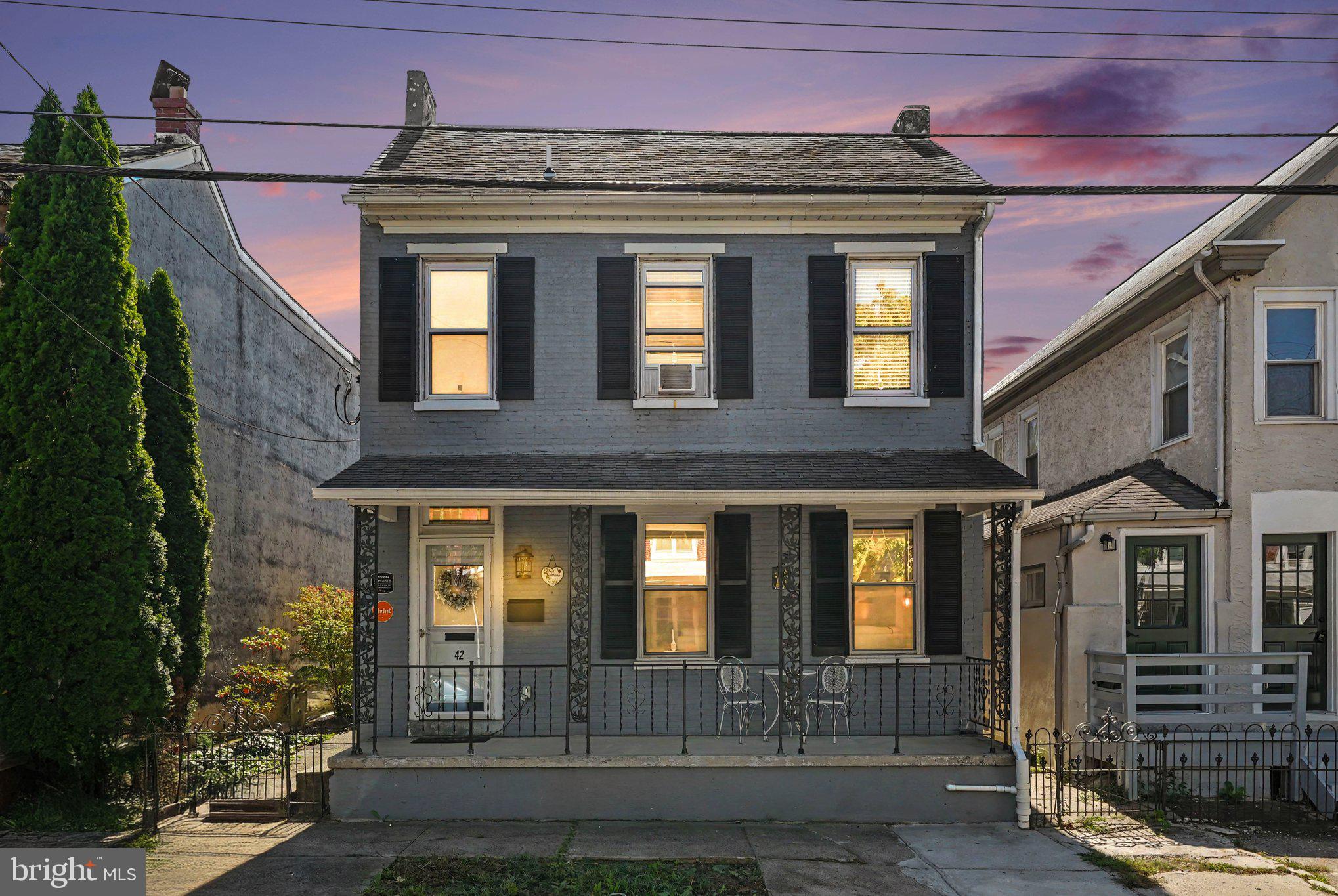 42 Chestnut St, Pottstown, PA 19464