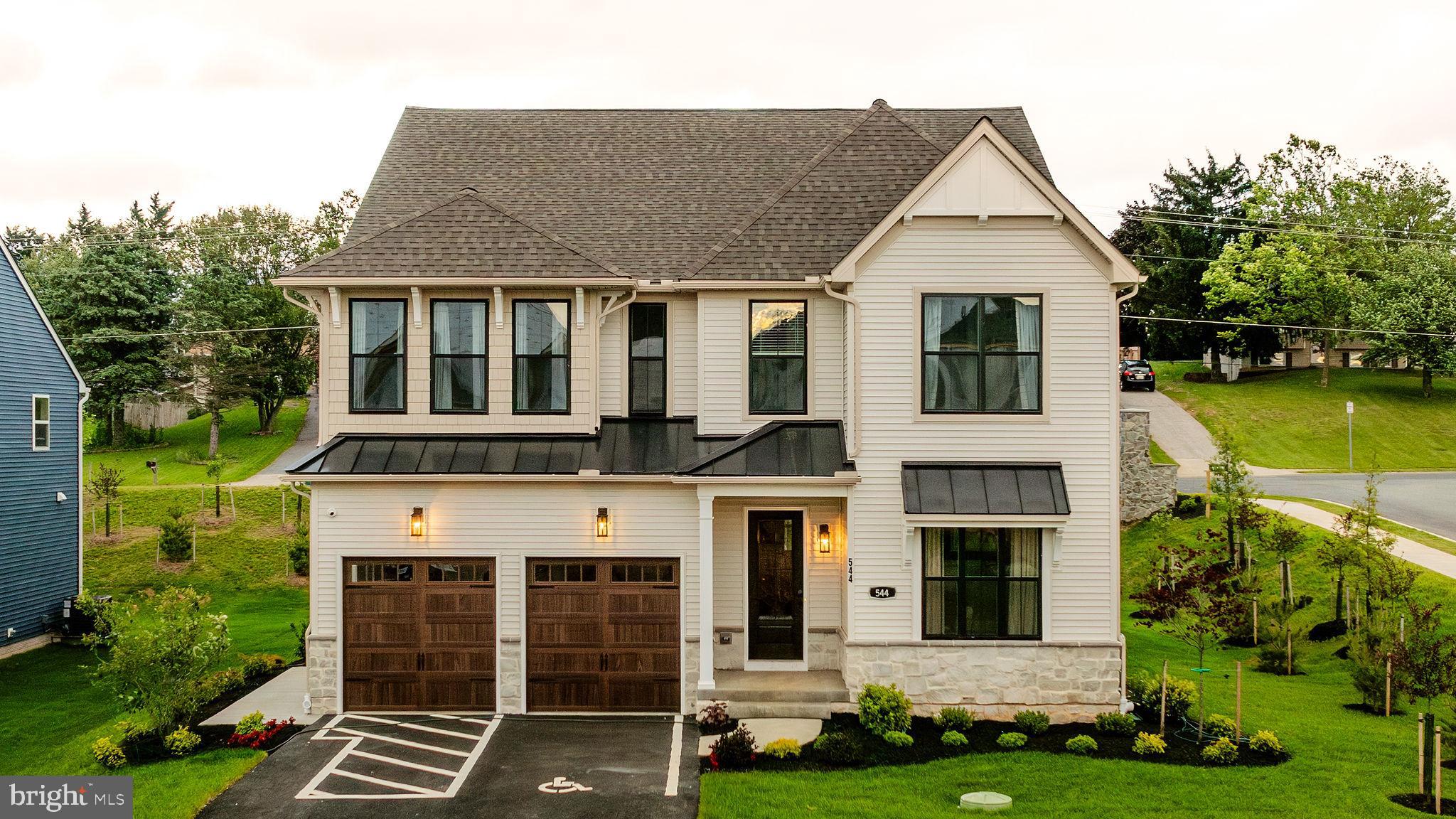 200 Gable Dr #COVINGTON, Perkiomenville, PA 18074 photo
