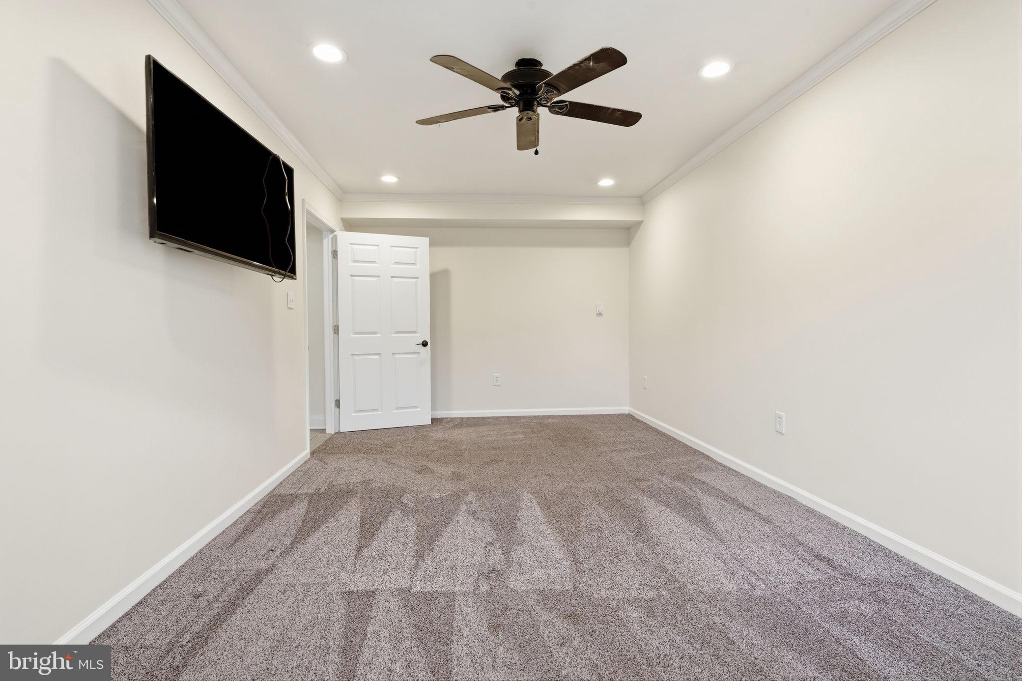 1111 Warwick St, Philadelphia, PA 19116 photo