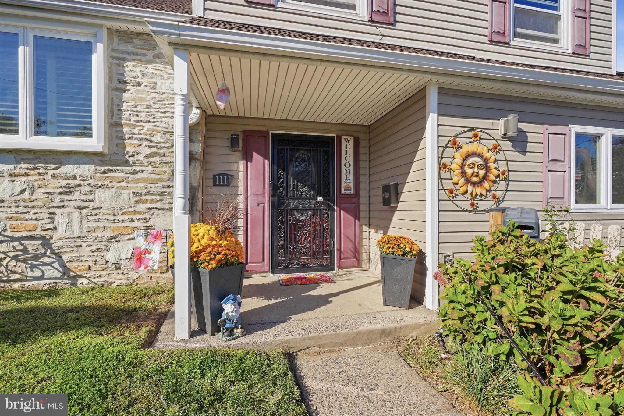 1111 Warwick St, Philadelphia, PA 19116 photo