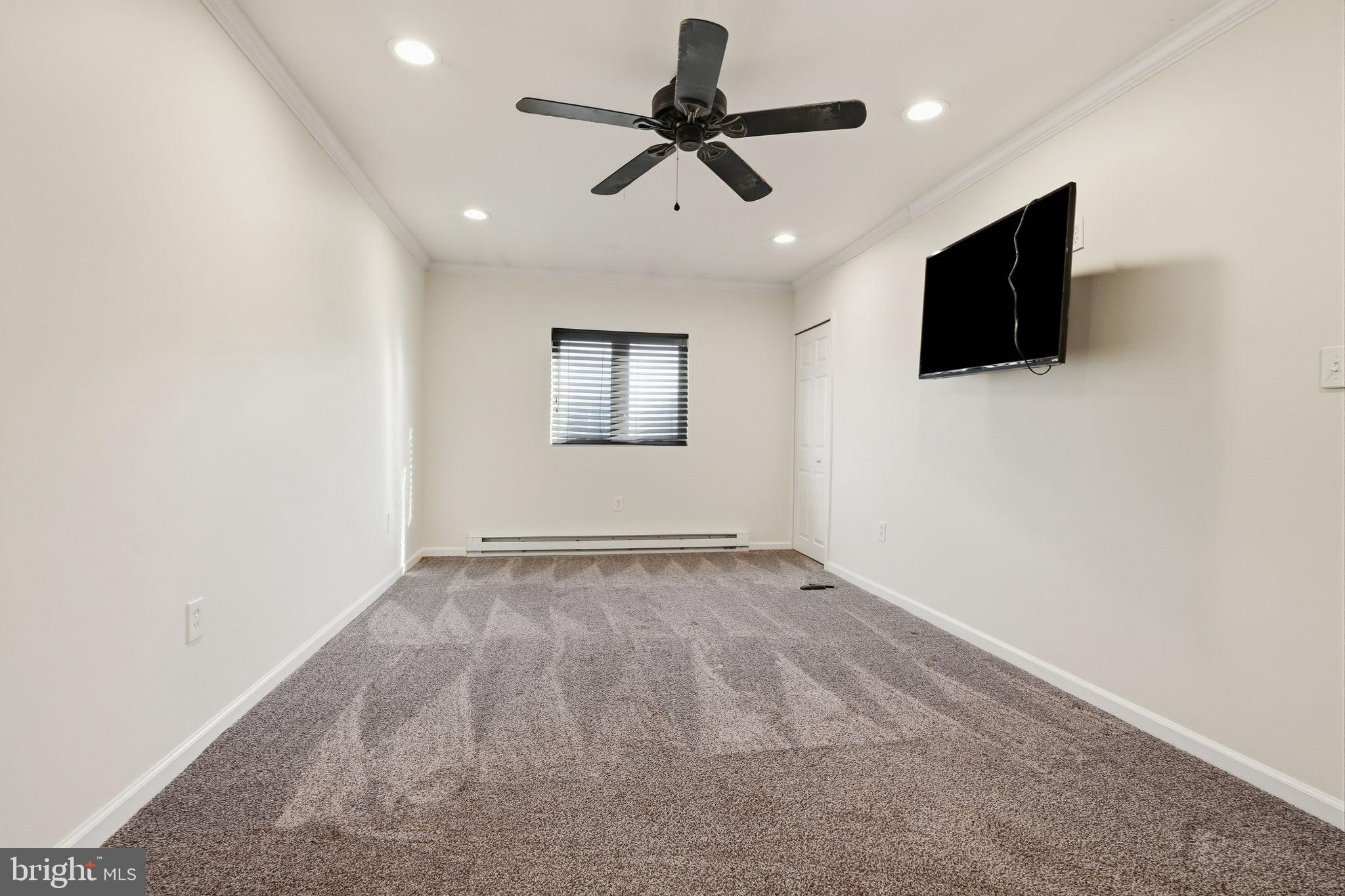 1111 Warwick St, Philadelphia, PA 19116 photo