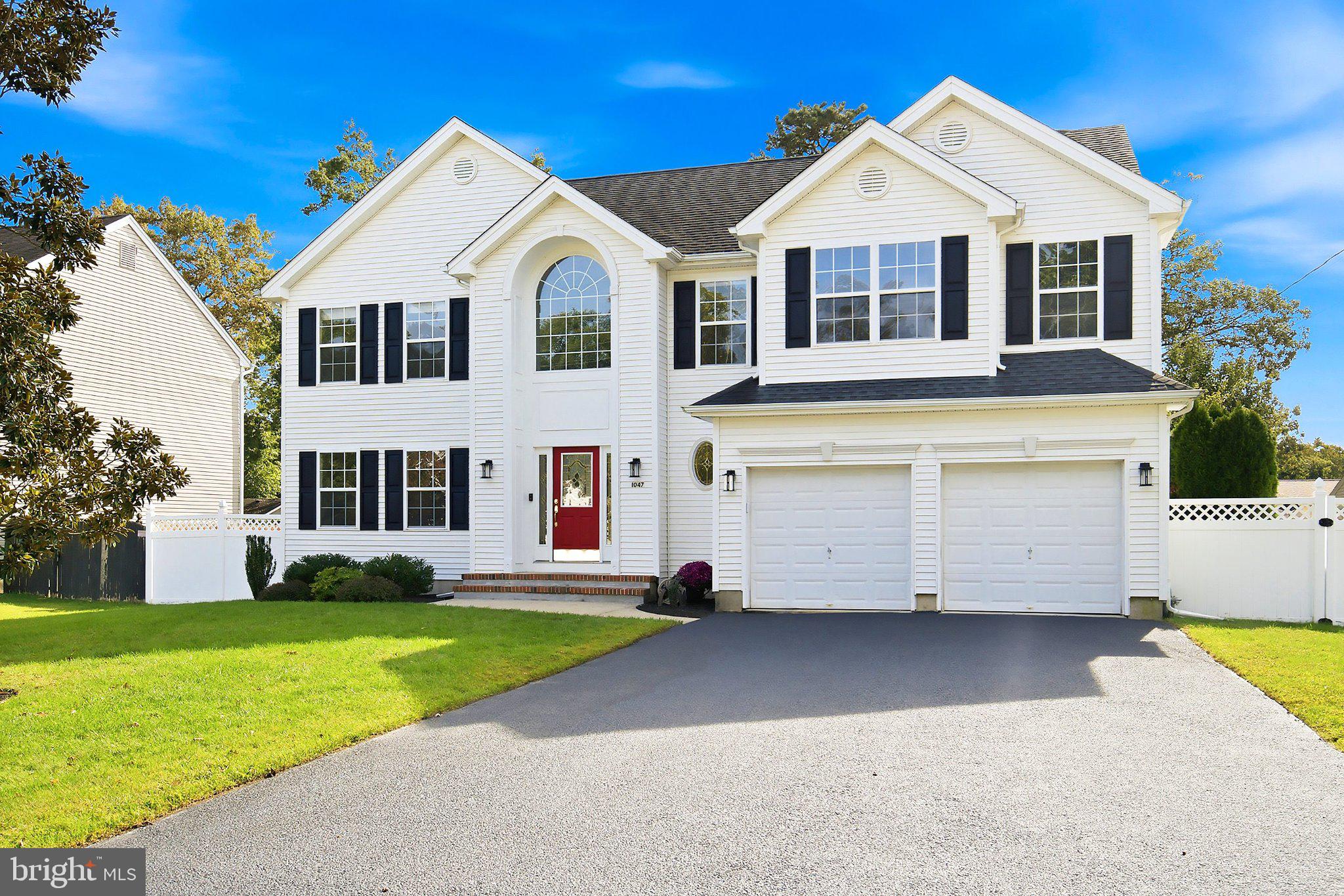 1047 Rudder Ave, Manahawkin, NJ 08050
