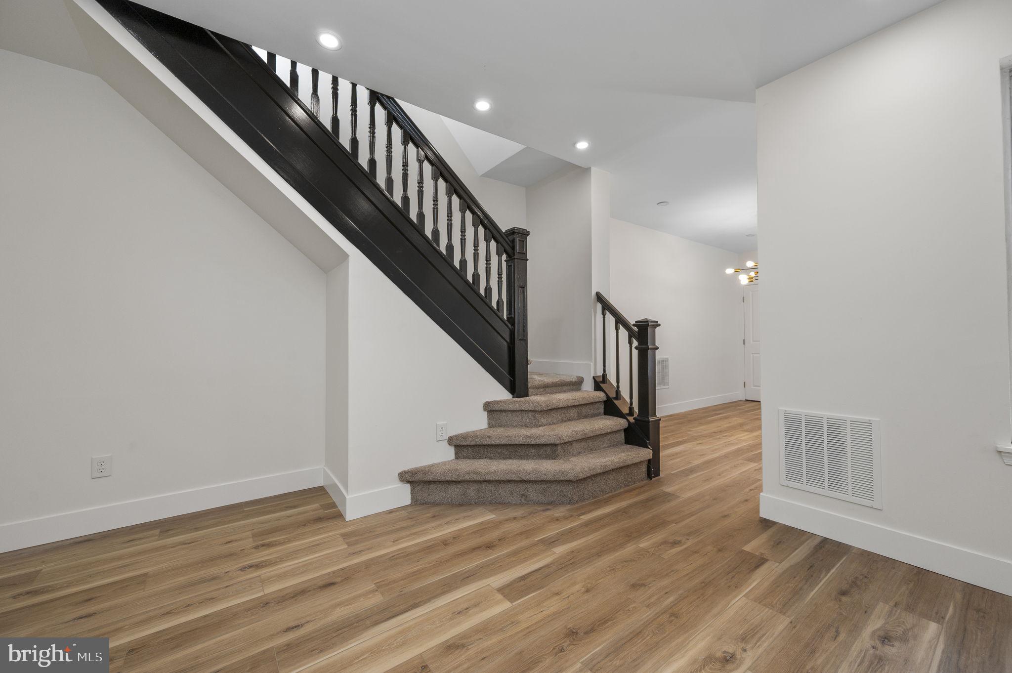 427 Chestnut St, West Reading, PA 19611 photo