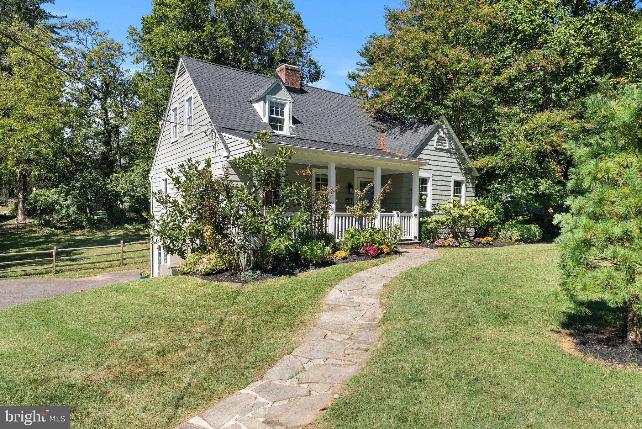2 H Dutton Ave, Catonsville, MD 21228 photo