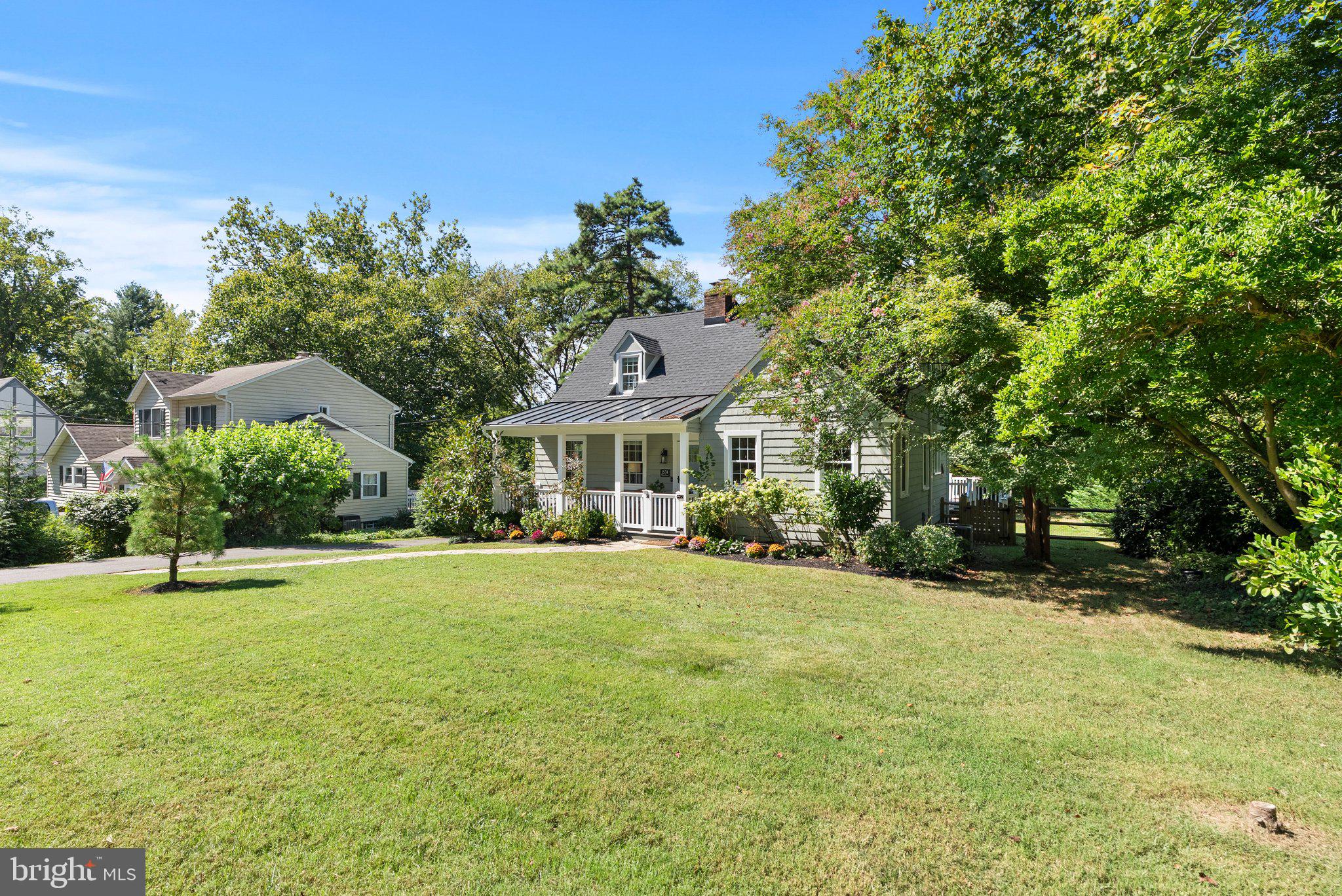 2 H Dutton Ave, Catonsville, MD 21228 photo