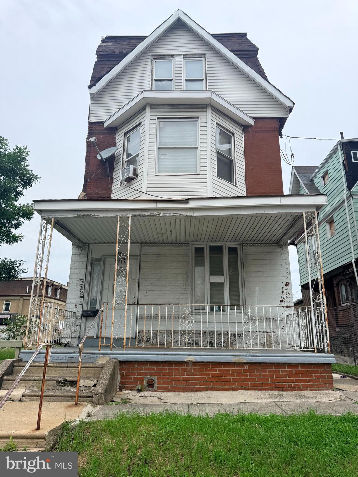 2117 Hunting Park Ave, Philadelphia, PA 19140