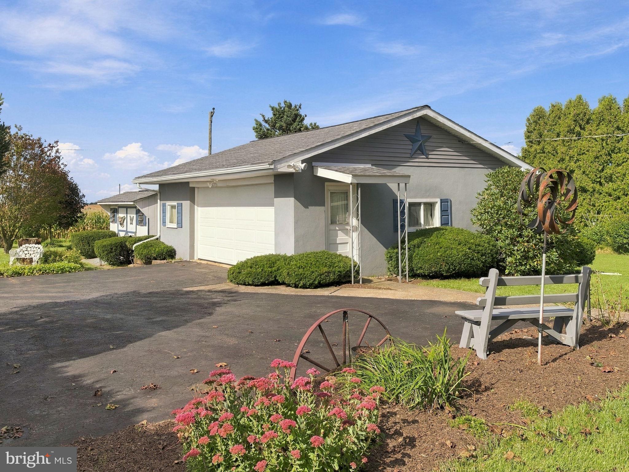 219 Bastian Rd, Kutztown, PA 19530 photo