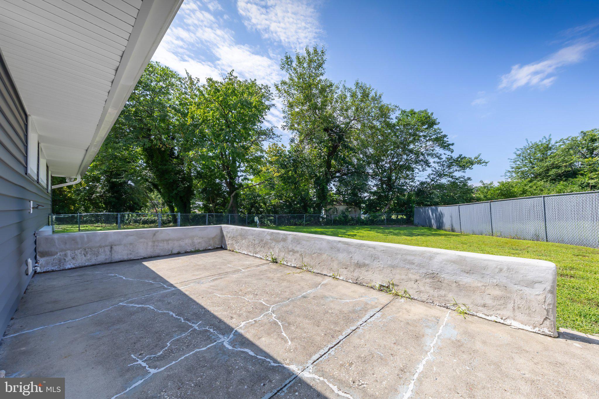 1049 Cooper St, Deptford, NJ 08096 photo