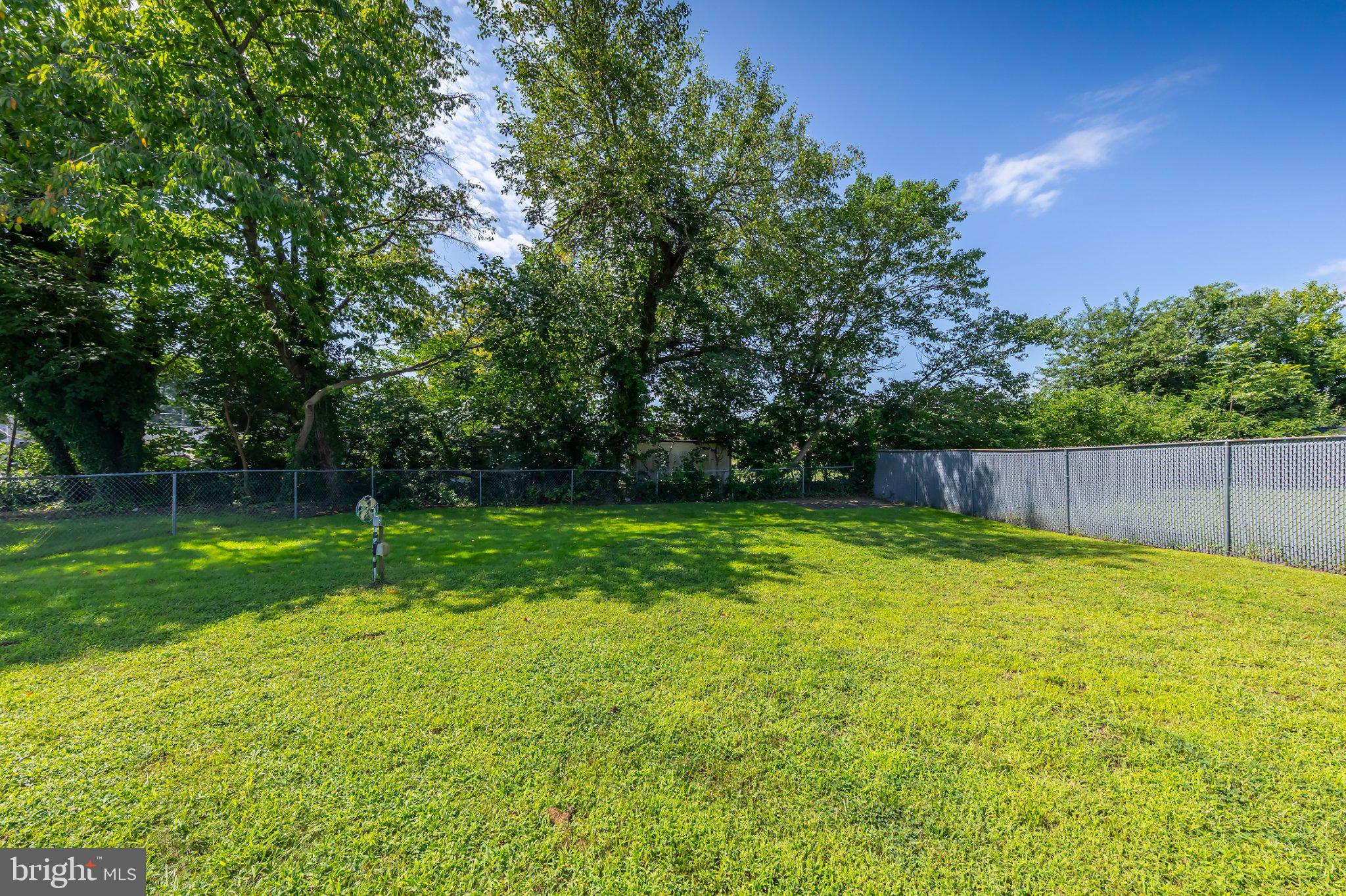 1049 Cooper St, Deptford, NJ 08096 photo