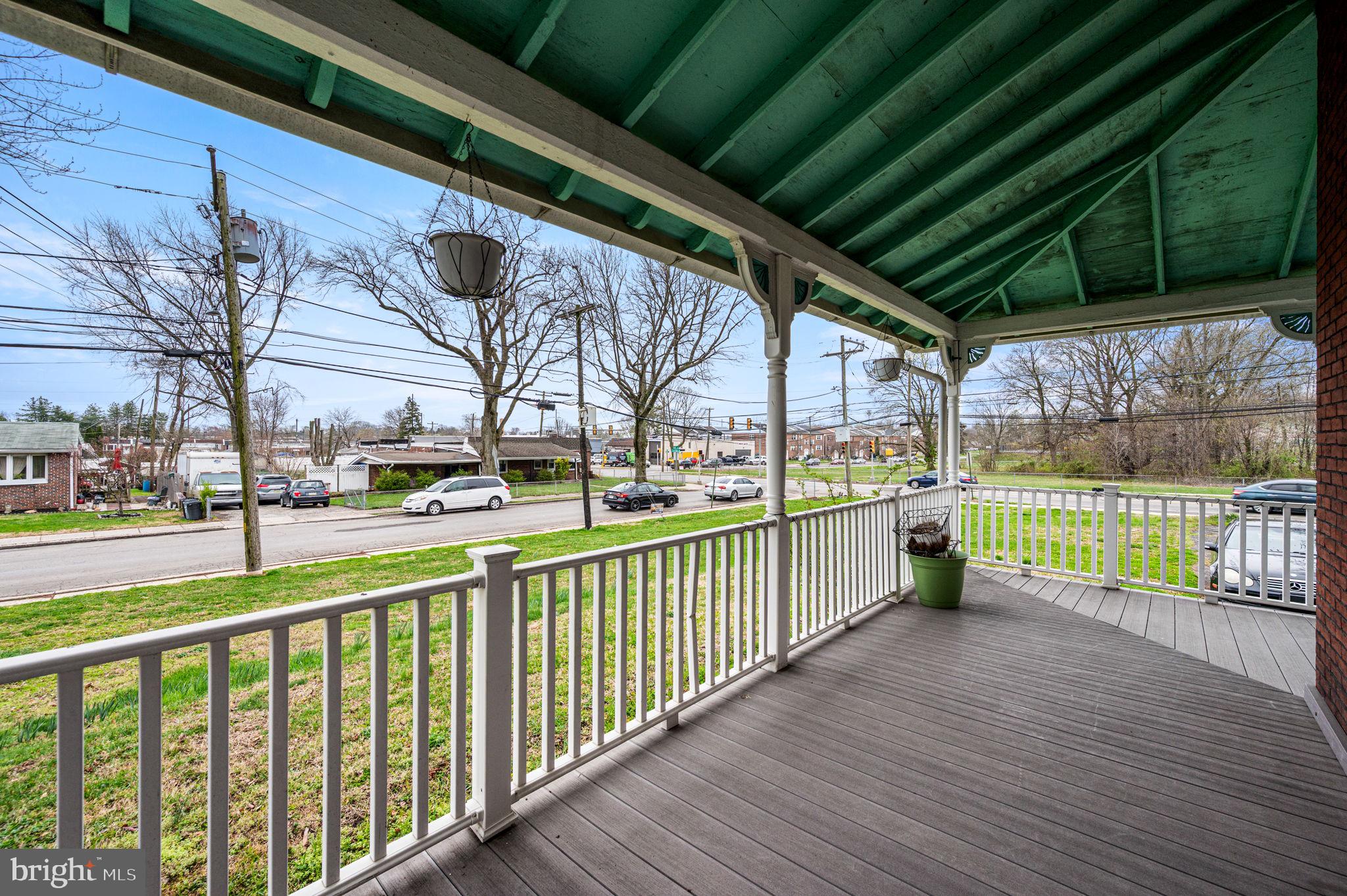 231 S Oak Ave, Clifton Heights, PA 19018 photo