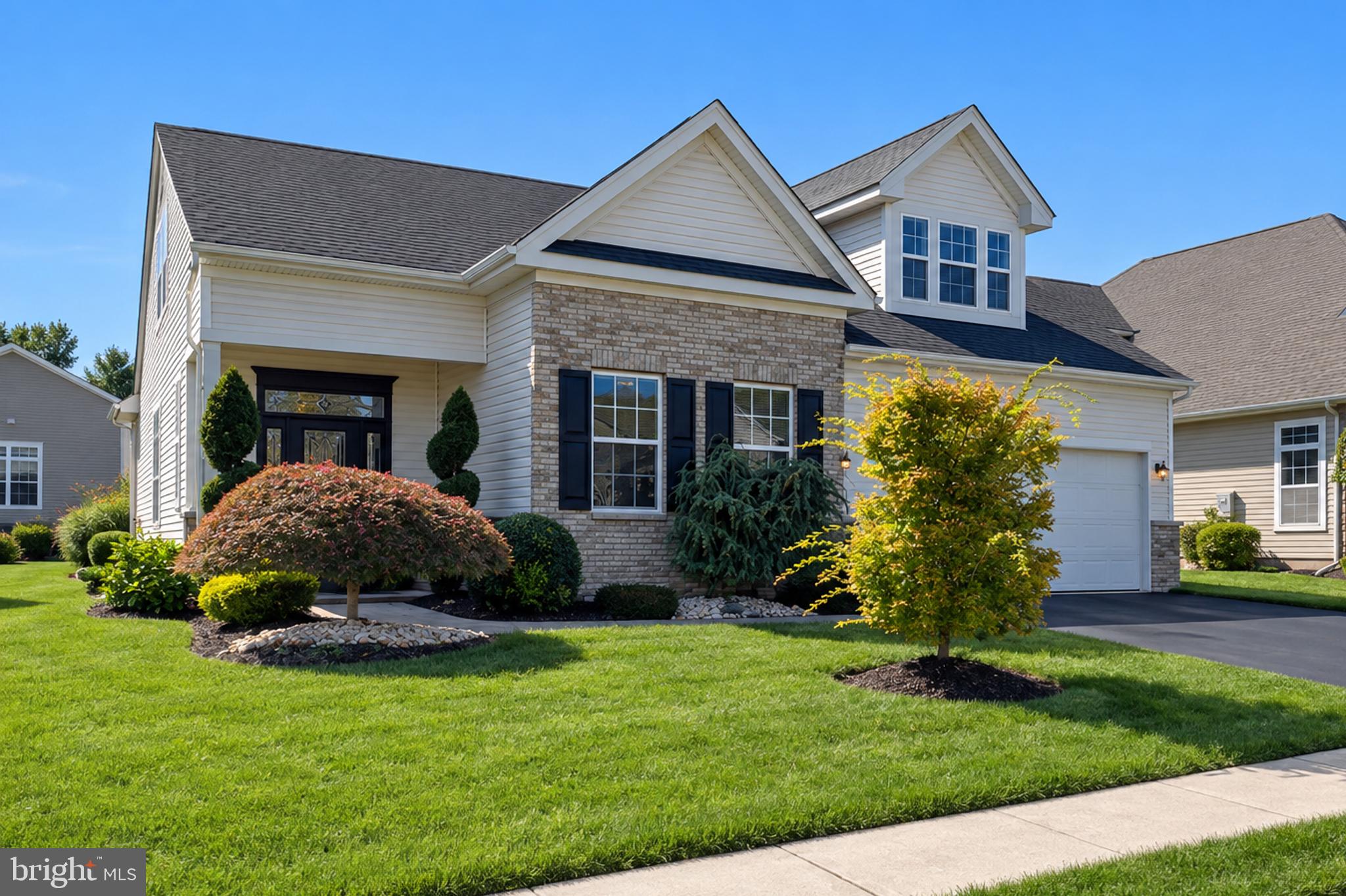 3 Aquaduct Rd, Monroe Township, NJ 08831 photo