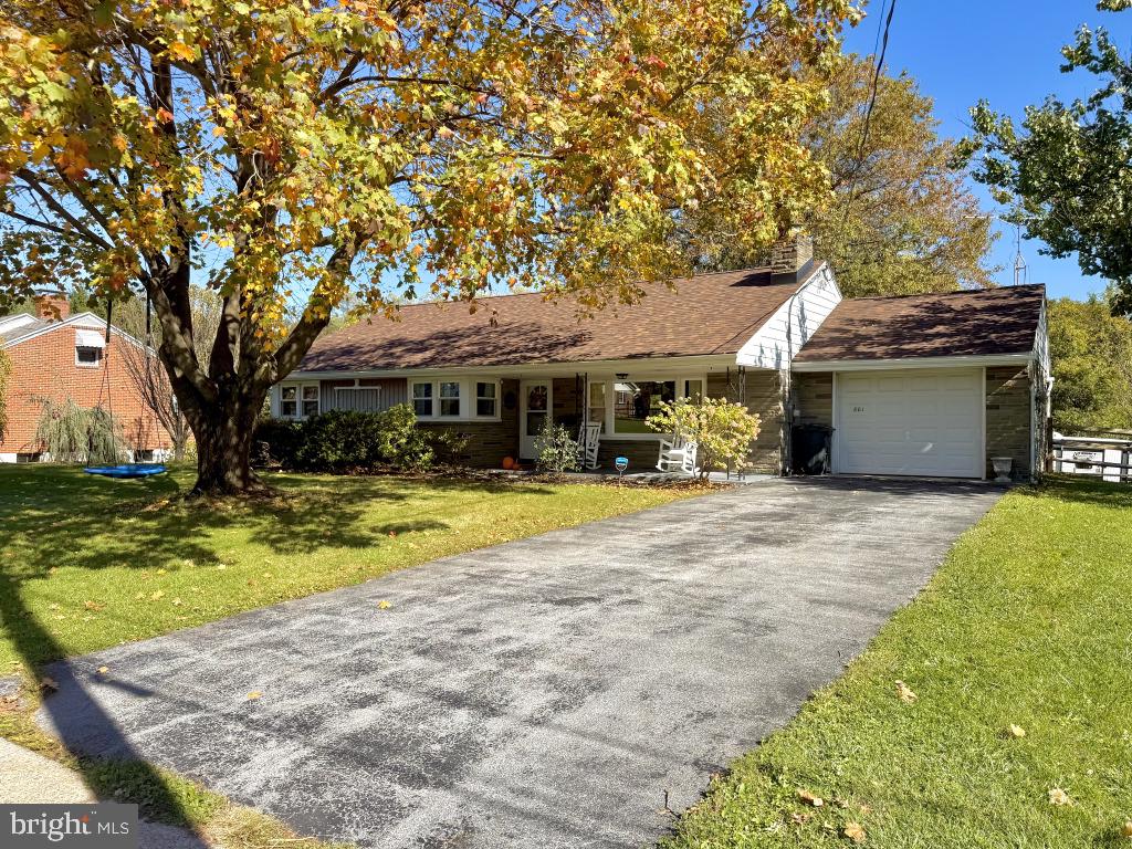 801 5th St, Hamburg, PA 19526