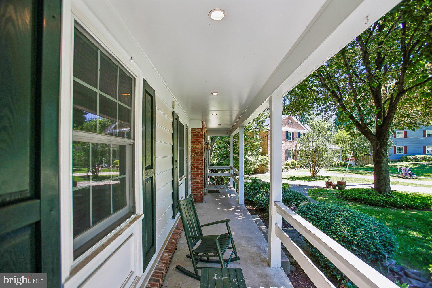 11303 Hounds Way, North Bethesda, MD 20852 photo