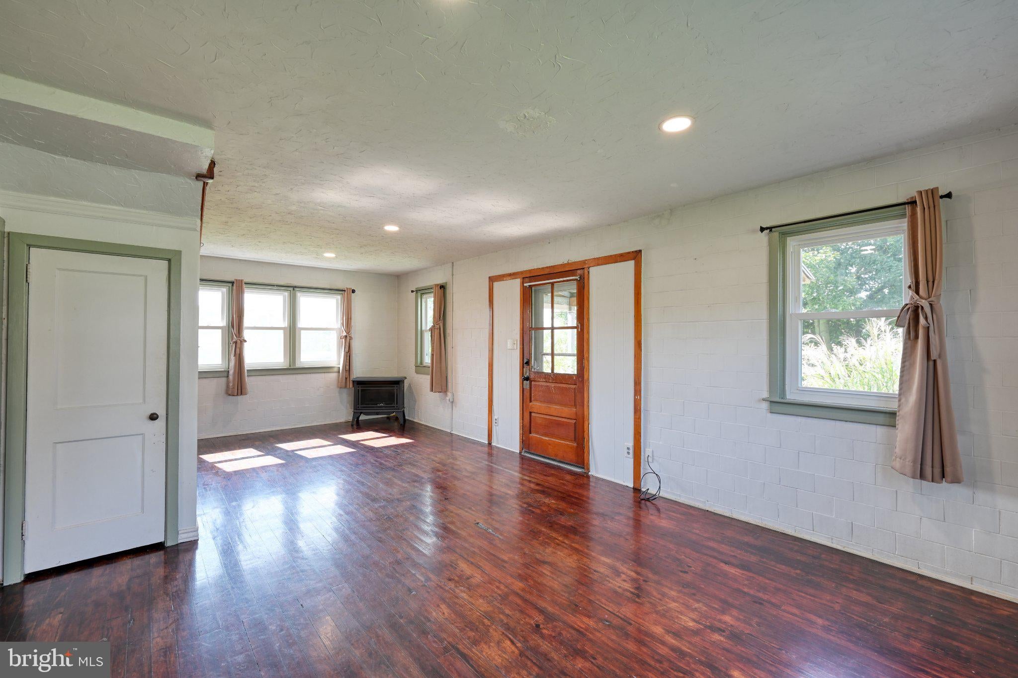 528 Jonestown Rd, Jonestown, PA 17038 photo