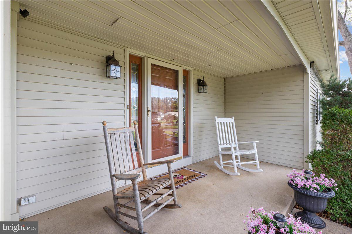 867 Olsen Dr, Hadley, PA 19067 photo