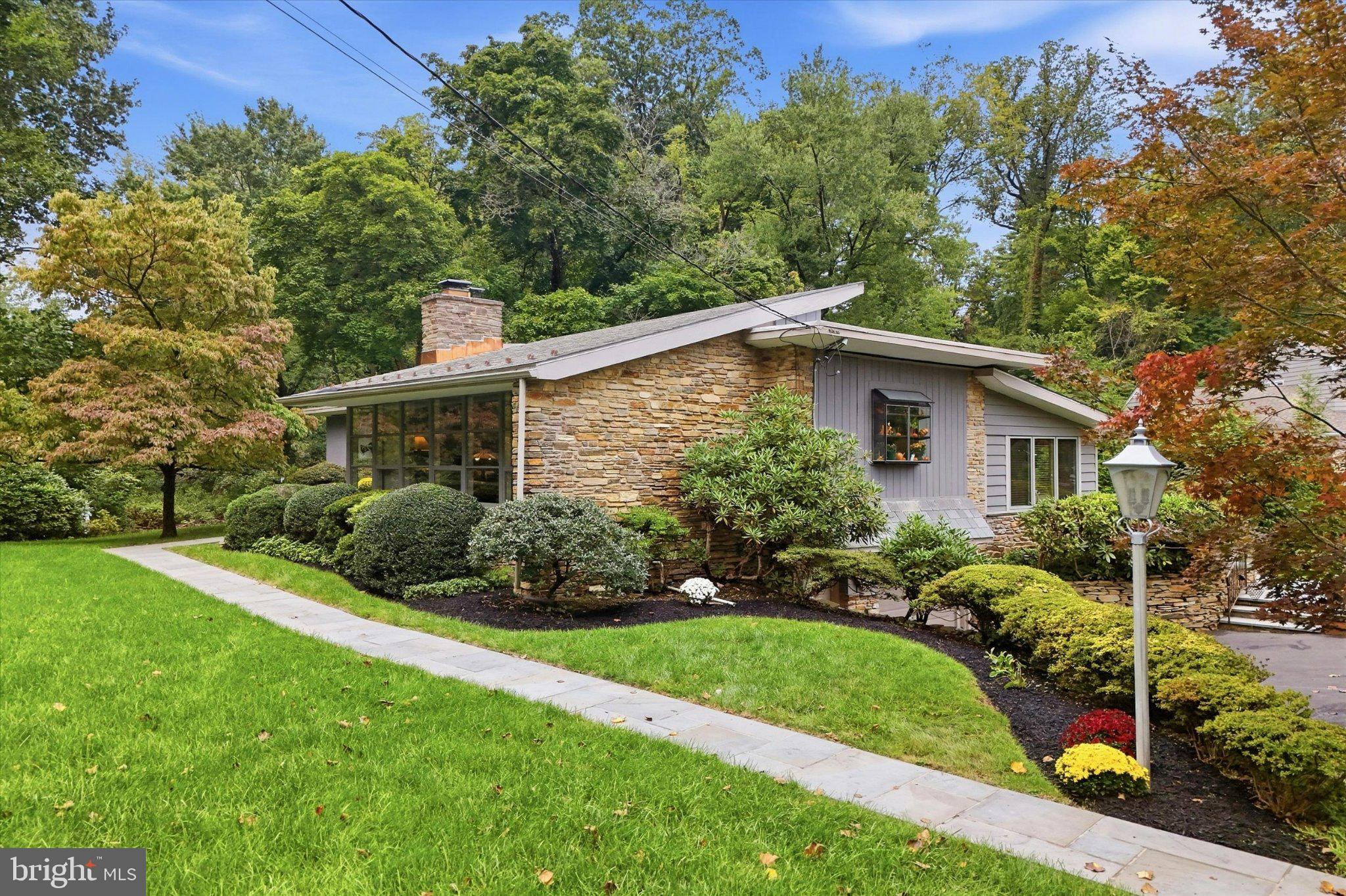 910 Huntingdon Pike, Huntingdon Valley, PA 19006 photo
