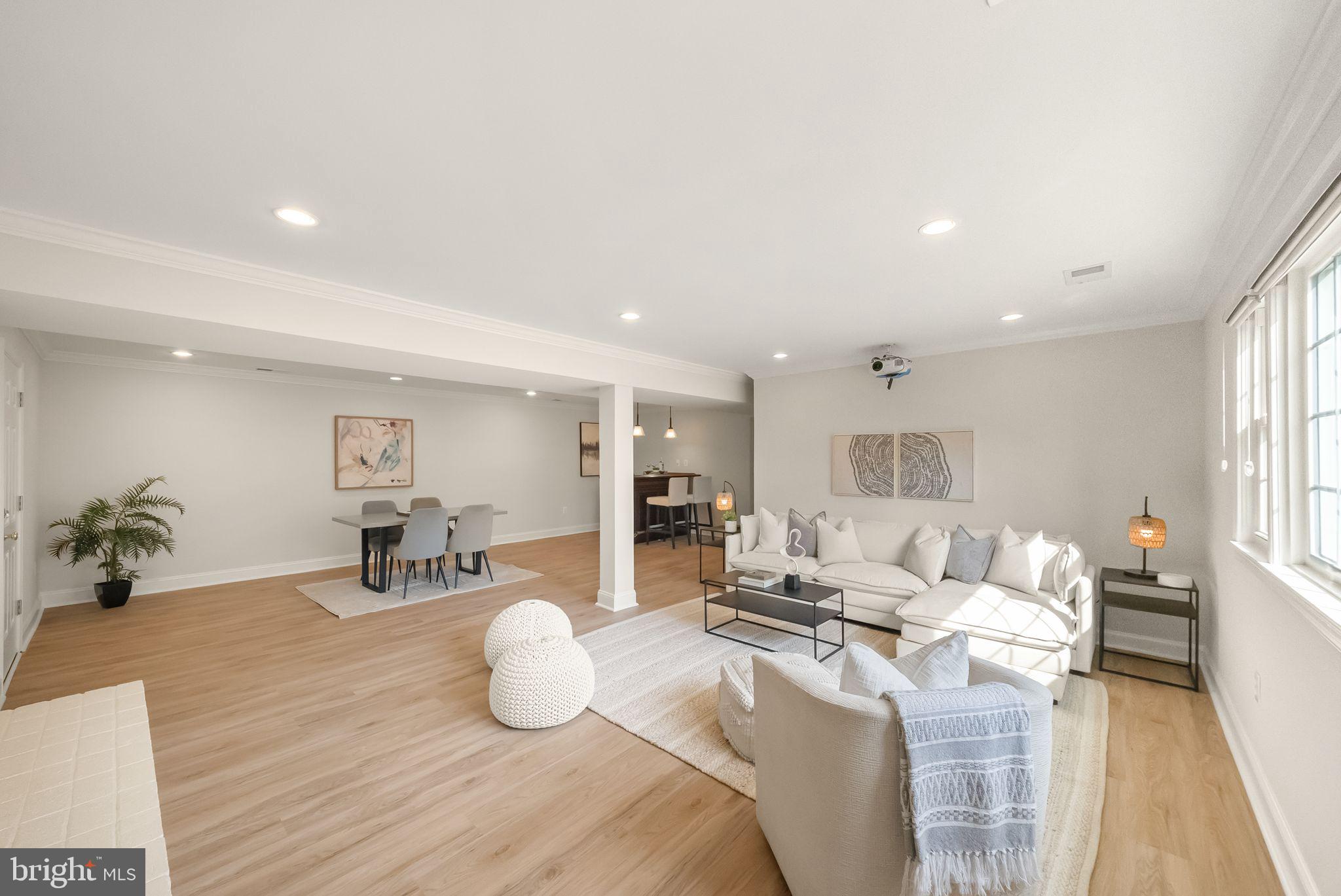 2418 Caron Ln, Falls Church, VA 22043 photo