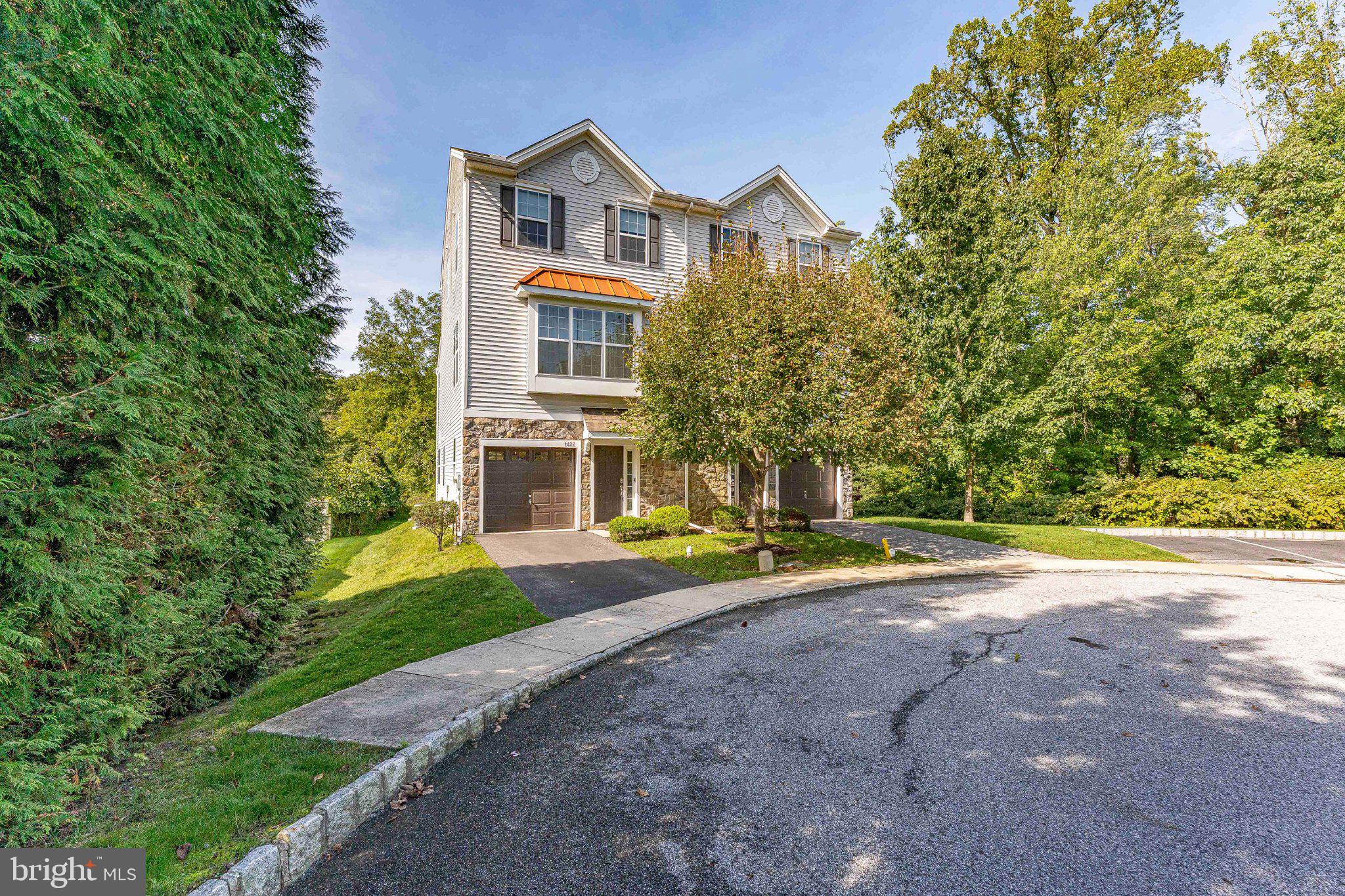 1422 Brayden Dr, Boothwyn, PA 19061 photo