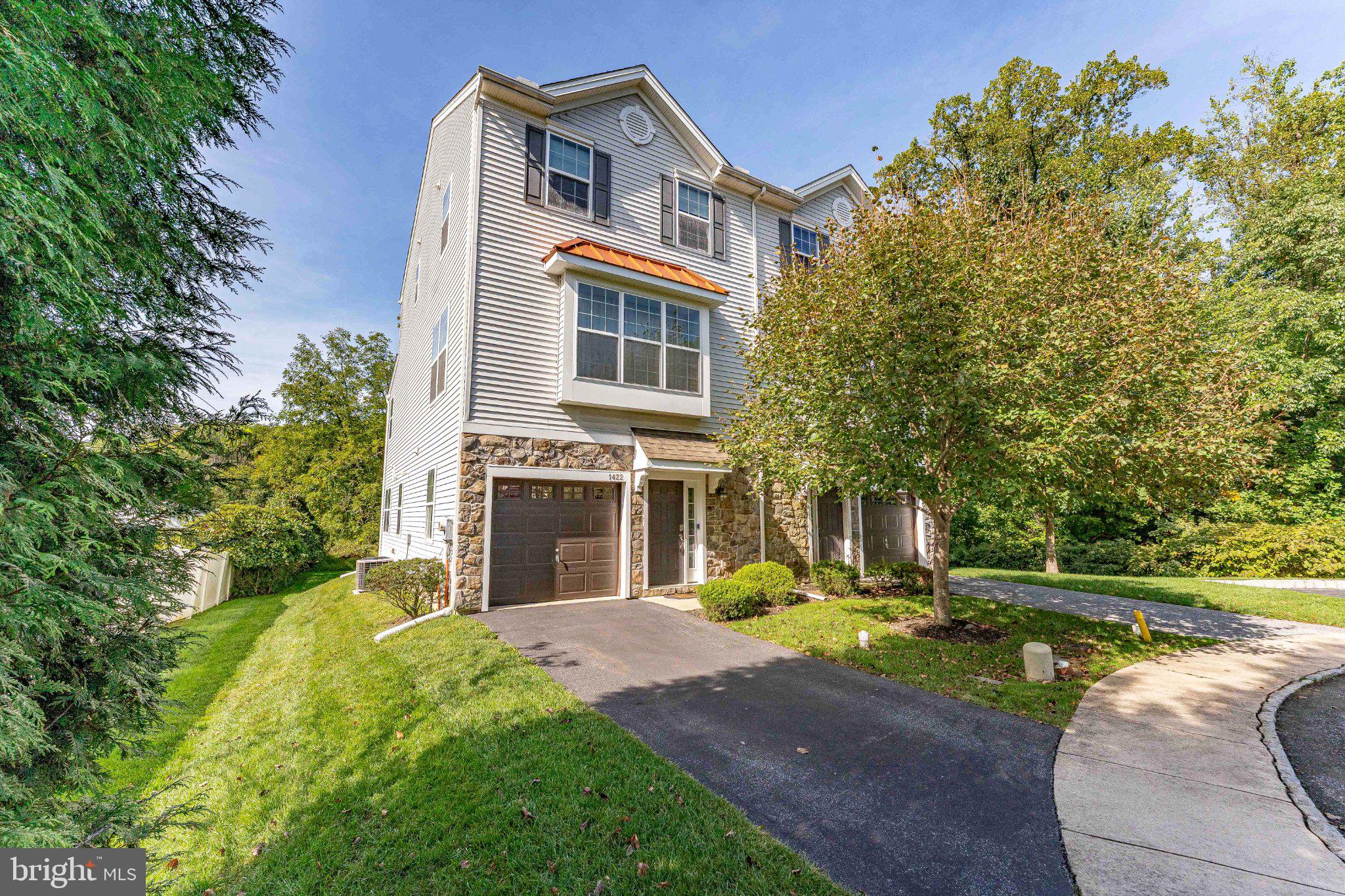 1422 Brayden Dr, Boothwyn, PA 19061