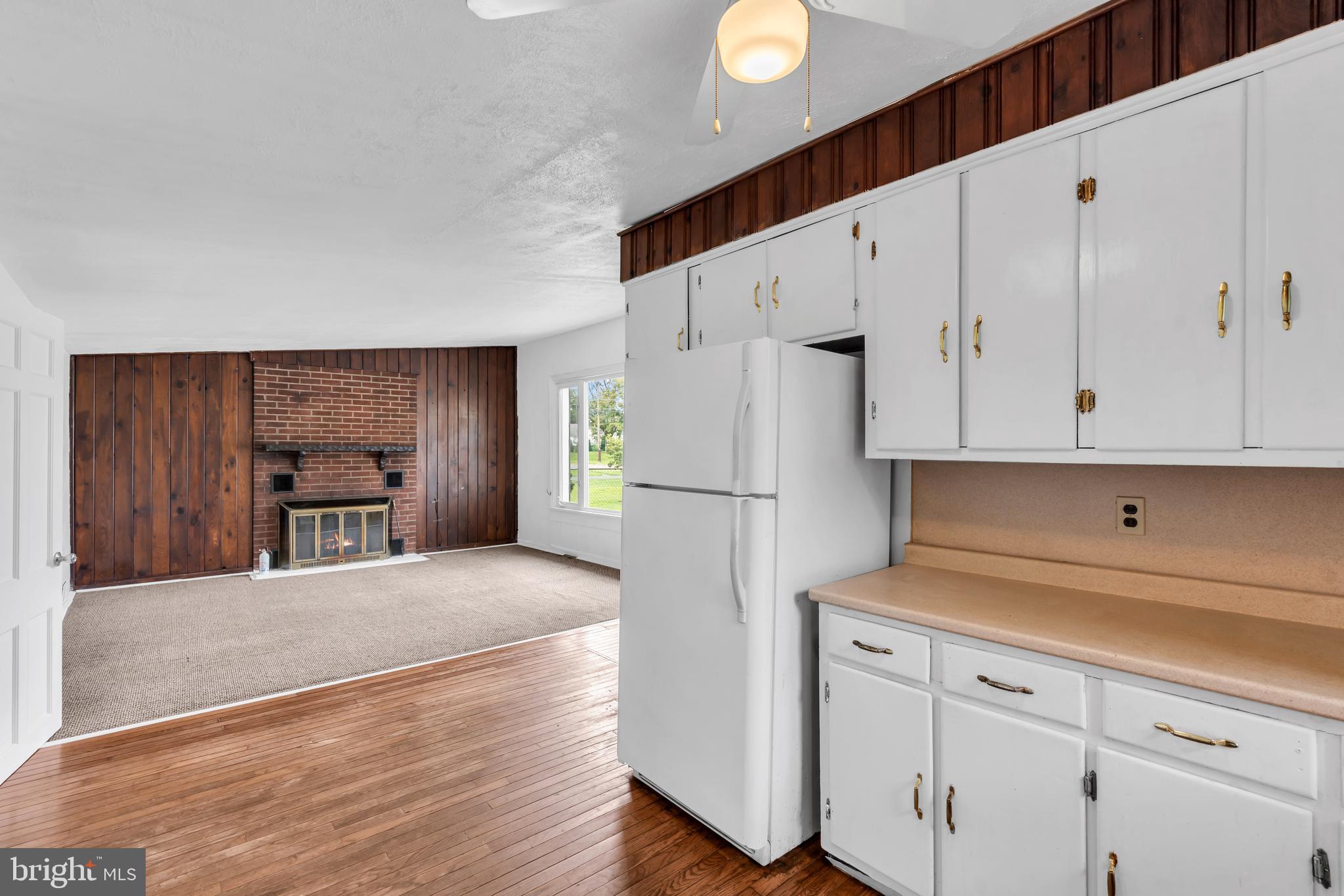 192 Clearview Ave, Hampton, NJ 08619 photo