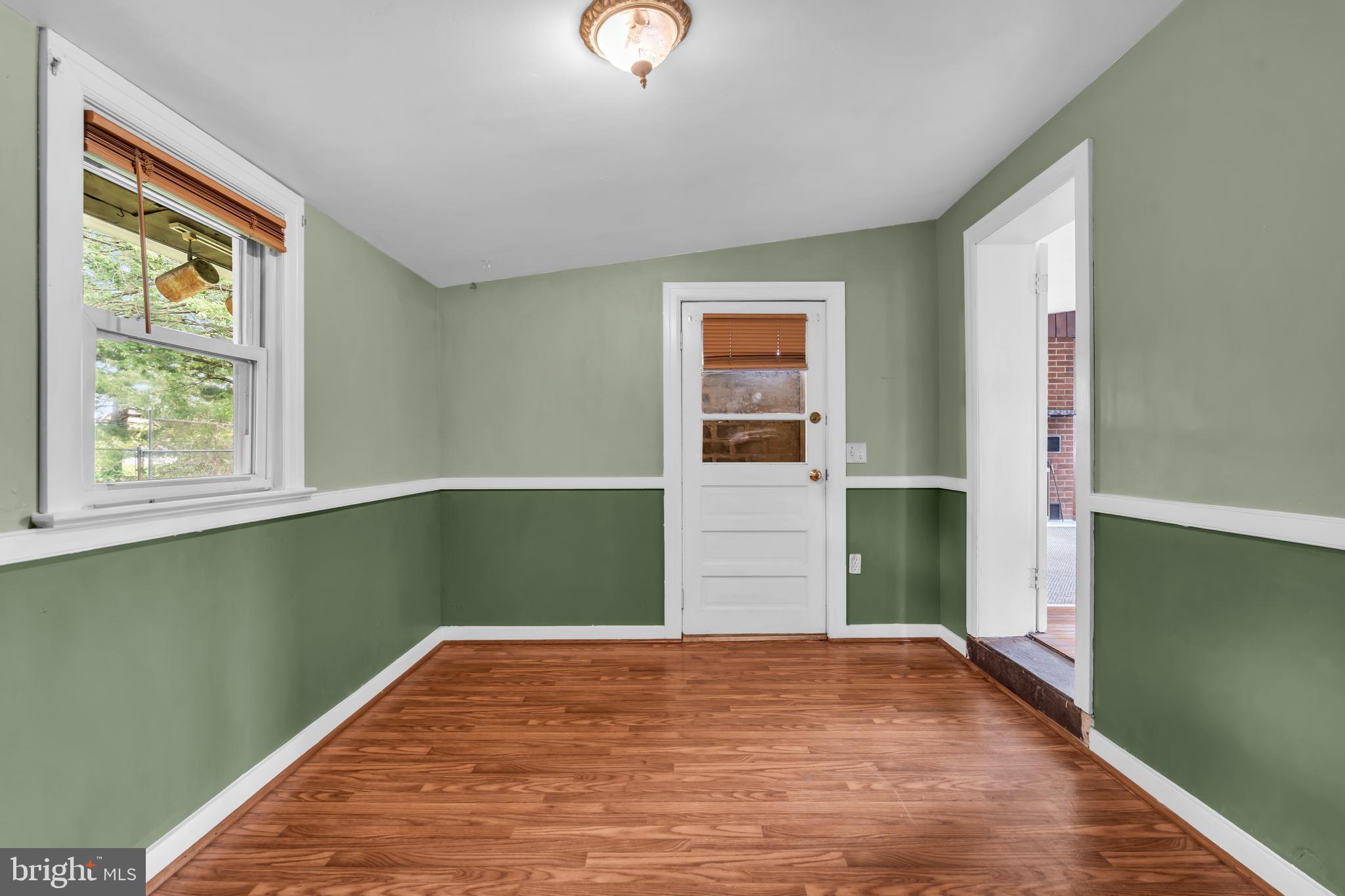 192 Clearview Ave, Hampton, NJ 08619 photo