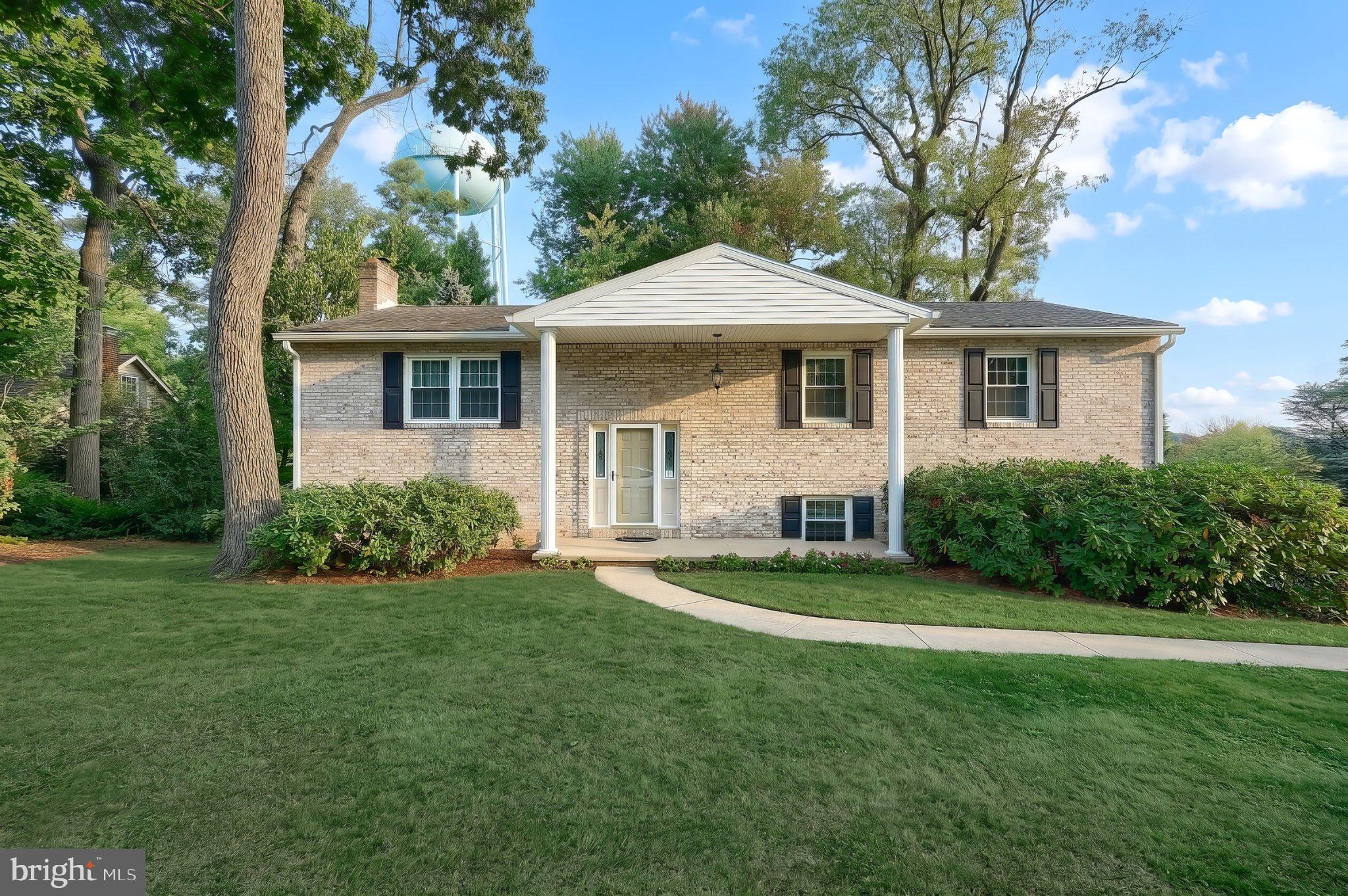 205 W 4th St, Dallastown, PA 17313 photo