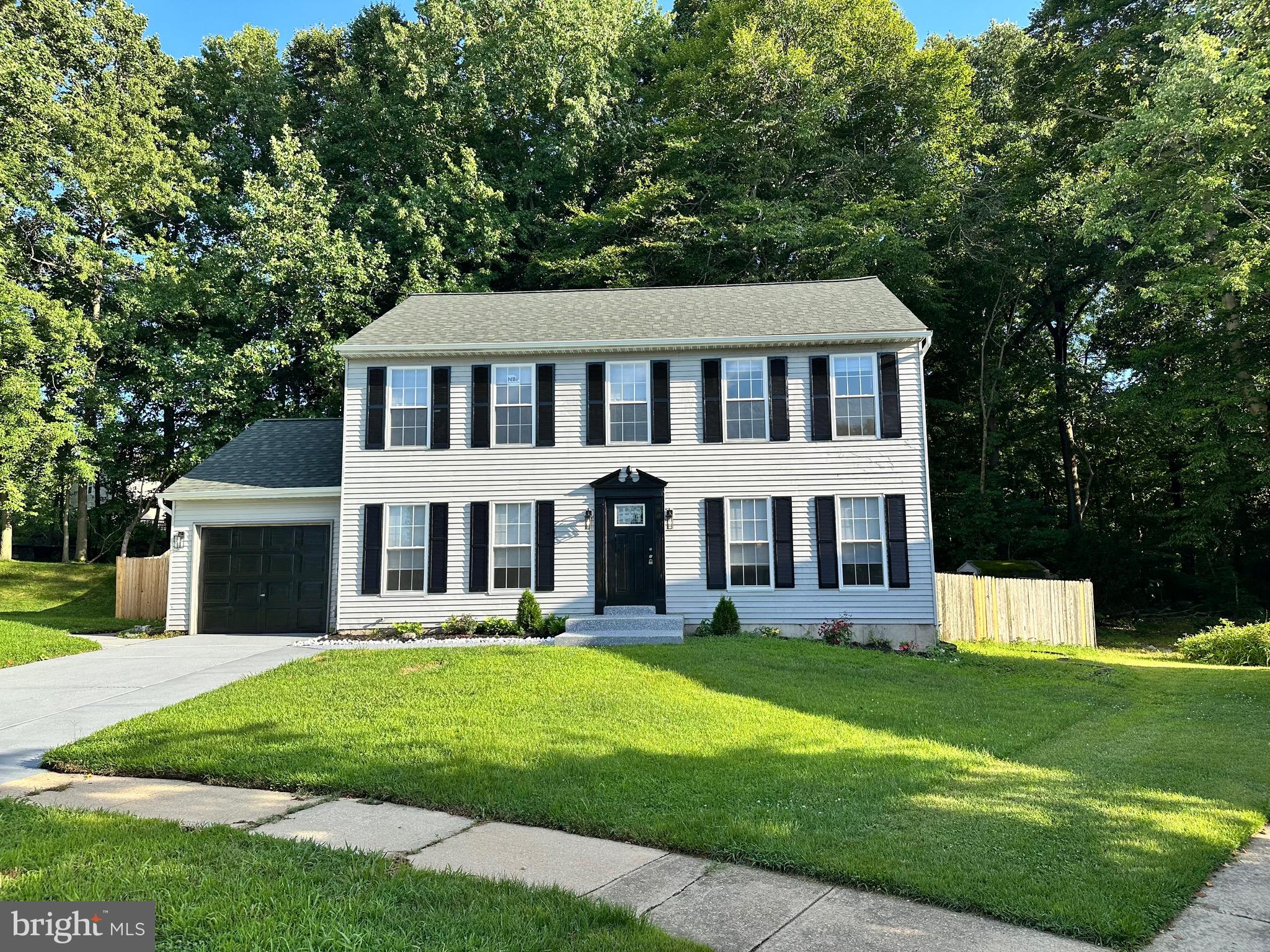7 Greenwich Ct, Newark, DE 19702