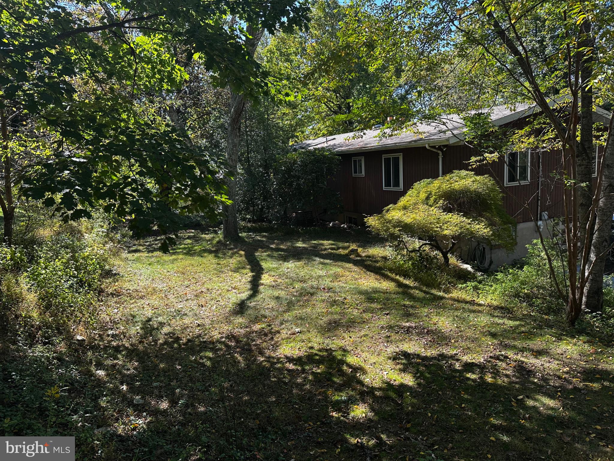 66 Jacobs Creek Rd, Ewing Twp, NJ 08628 photo