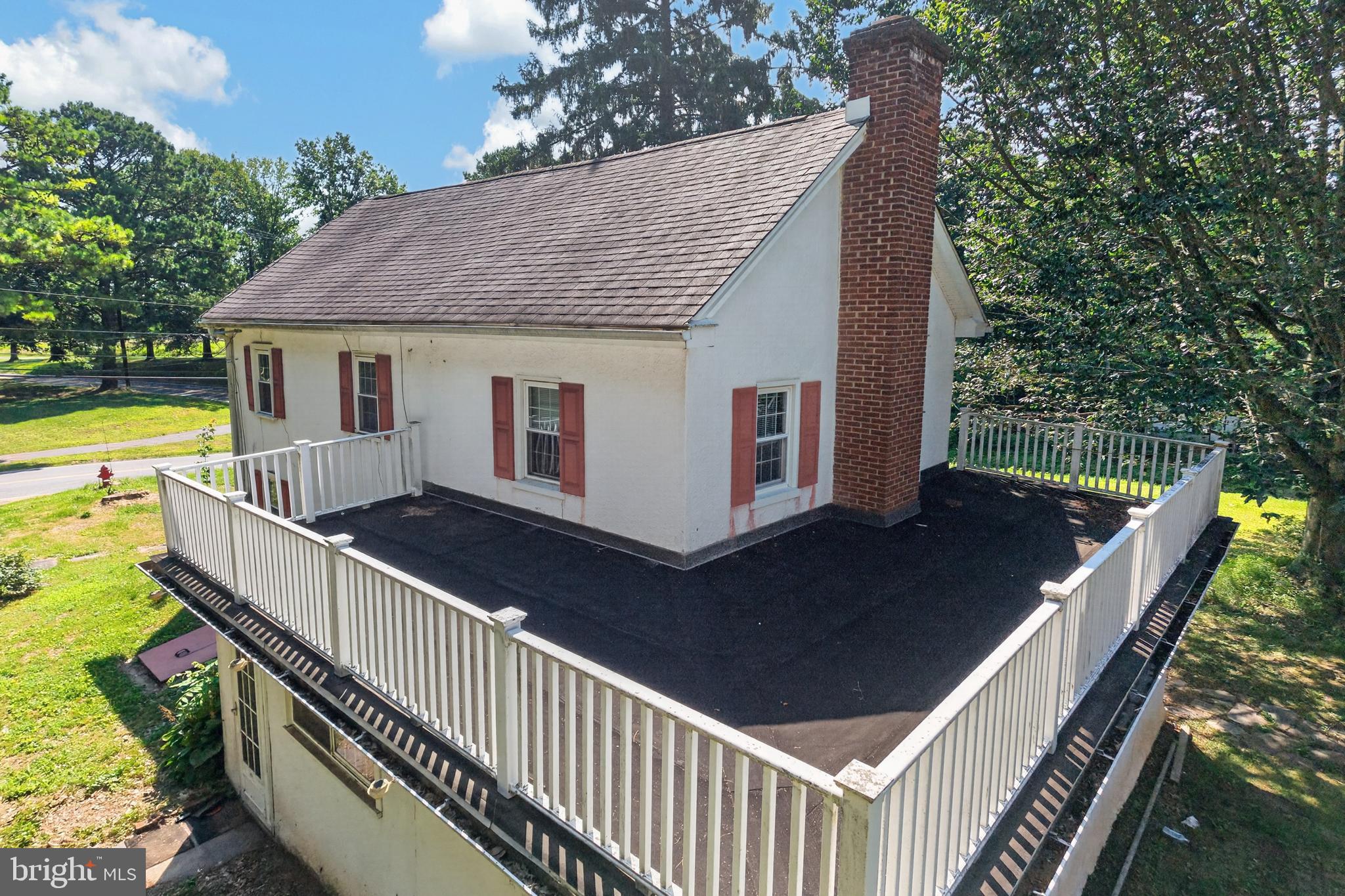 470 Rosehill Rd, West Grove, PA 19390 photo