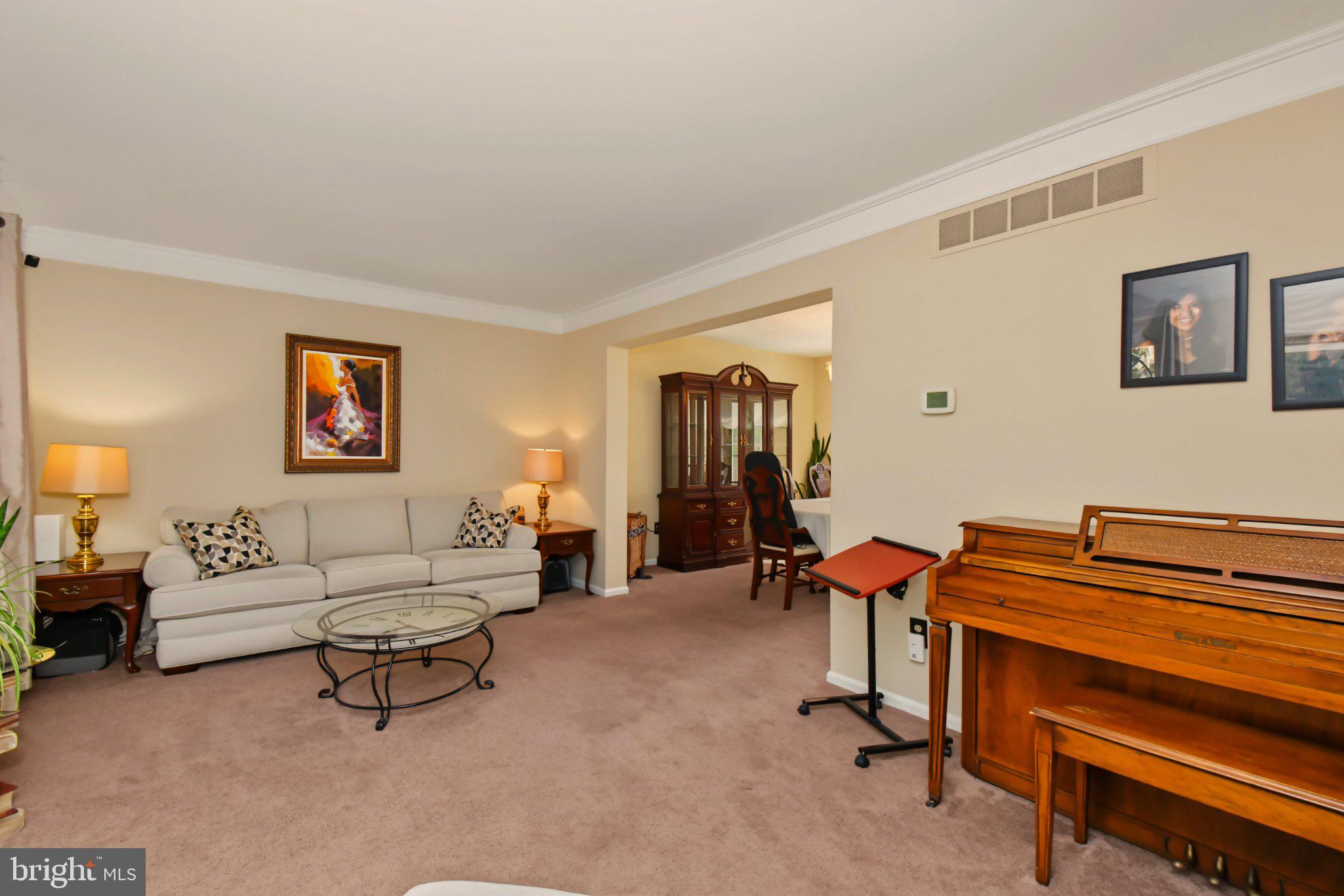 101 Glasgow Cir, Lansdale, PA 19446 photo