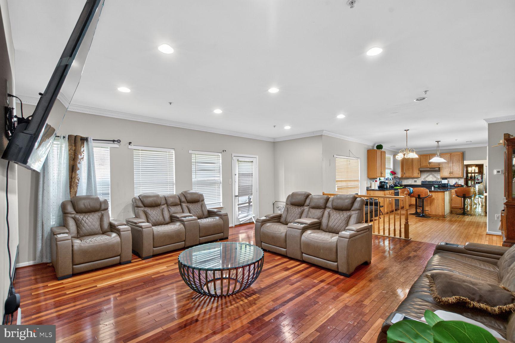 12416 Rochino Ct, Glenn Dale, MD 20769 photo