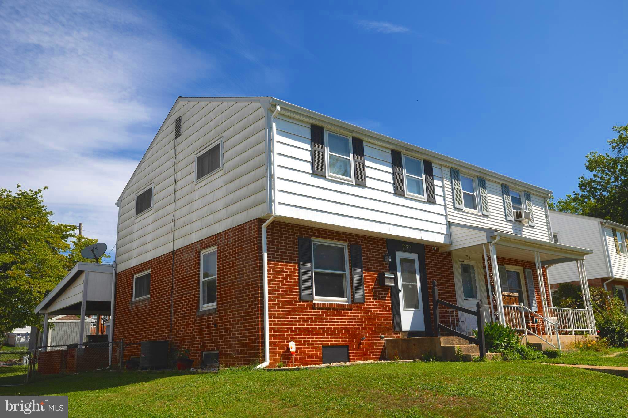 757 Emerald Dr, Lancaster, PA 17603 photo