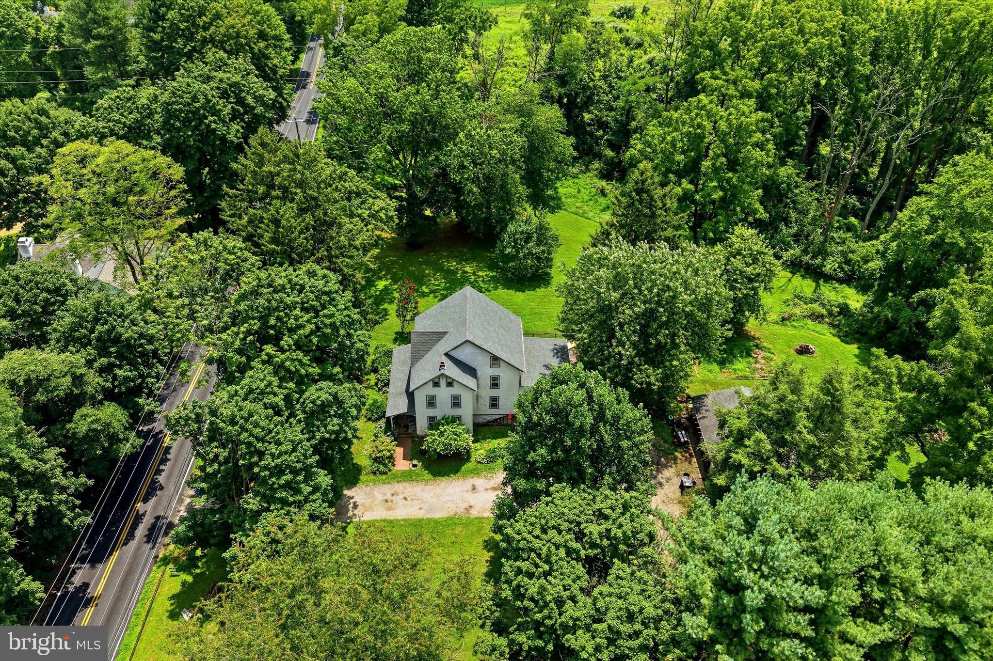 1208 Valley Rd, Glen Mills, PA 19342