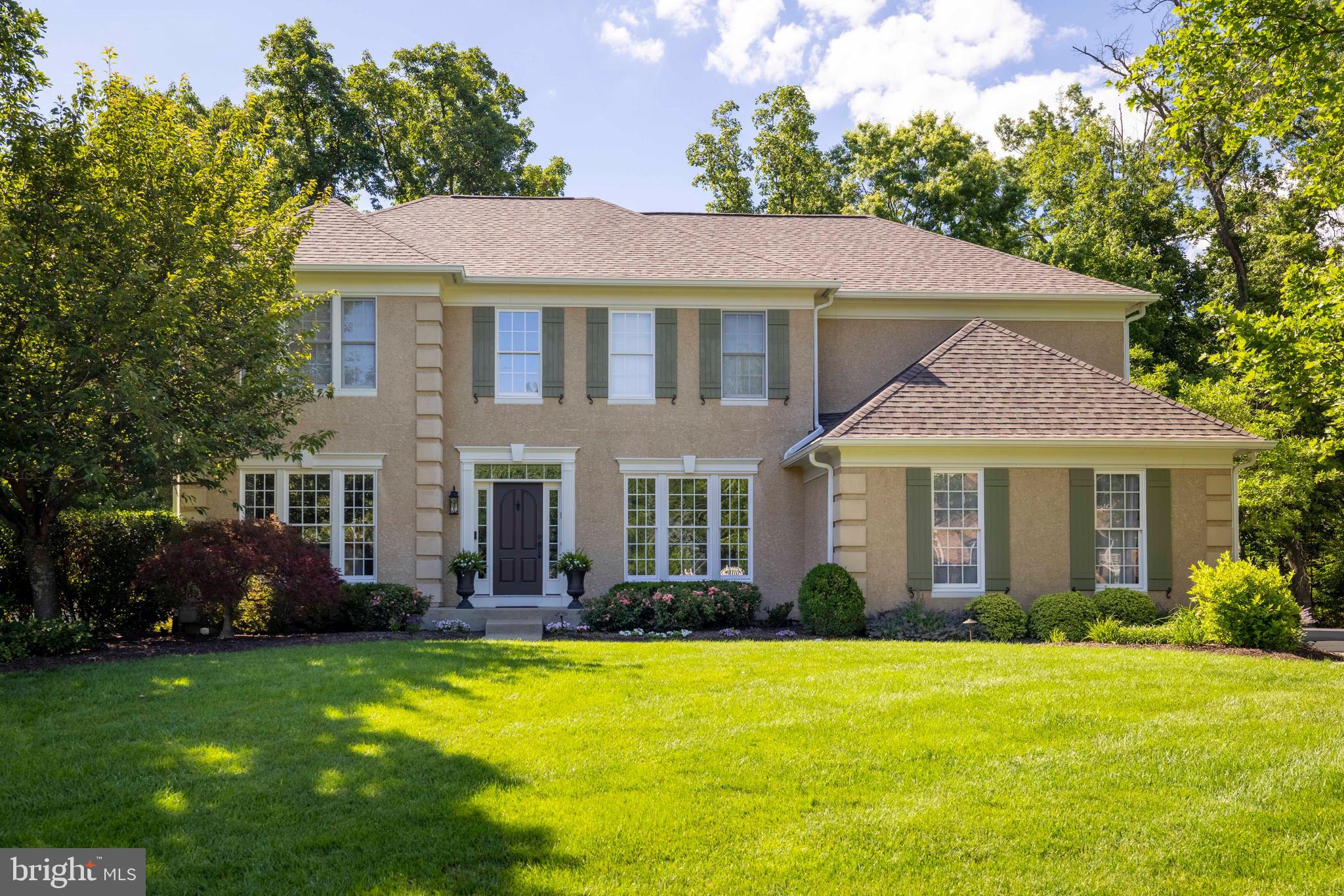 325 Sleepy Hollow Ct, Ambler, PA 19002