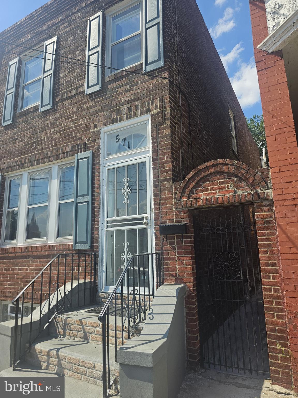 571 Clinton St, Camden, NJ 08103 photo