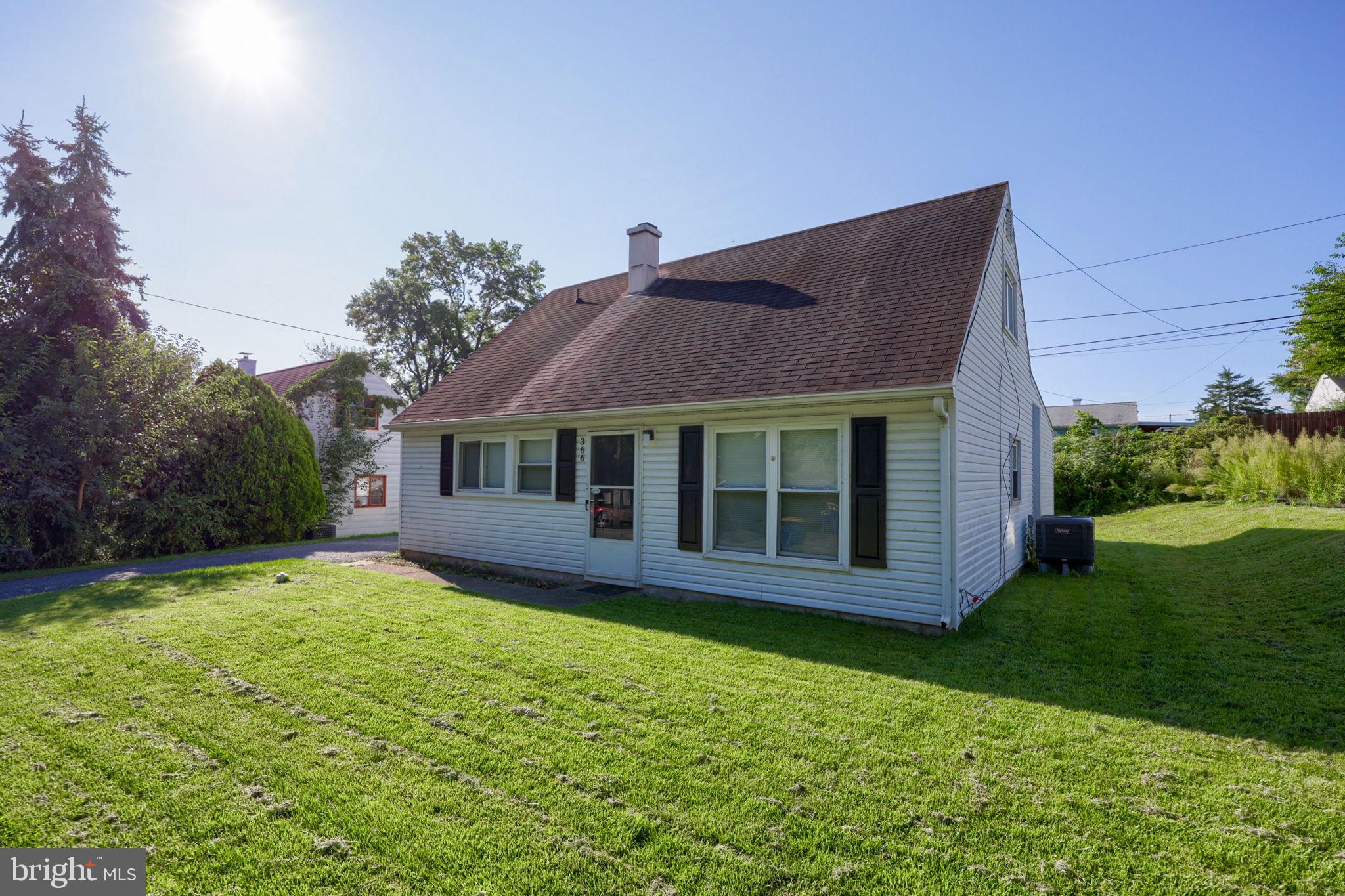 366 Cypress St, Middletown, PA 17057 photo
