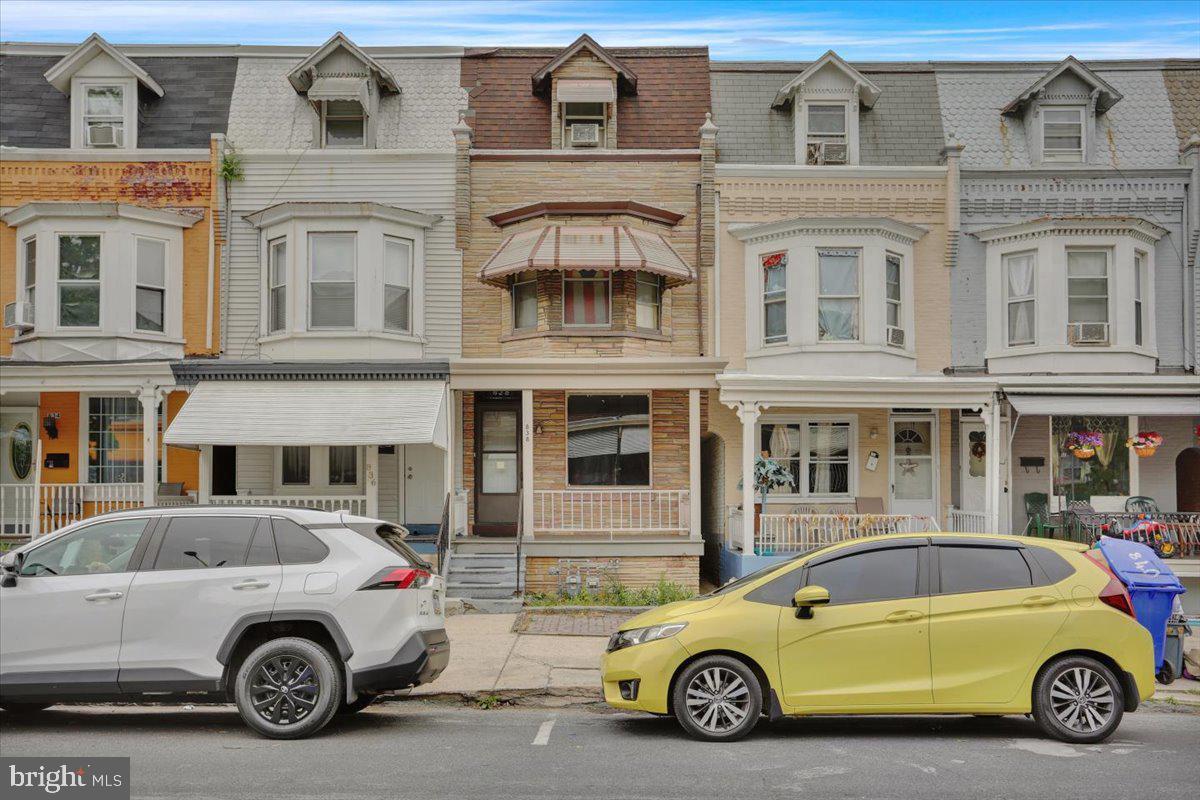838 12th St, Reading, PA 19604