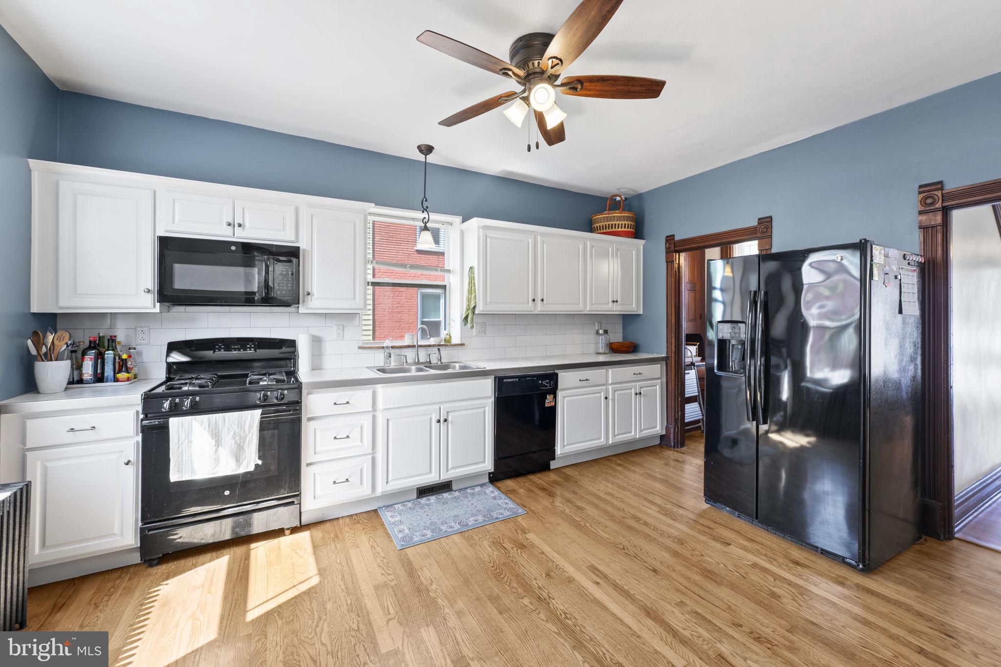 10 Broad St, Christiana, PA 17509 photo