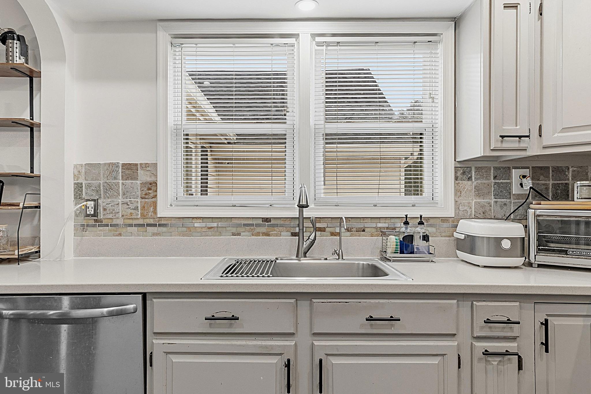 147 Mott Ave, Burlington, NJ 08016 photo
