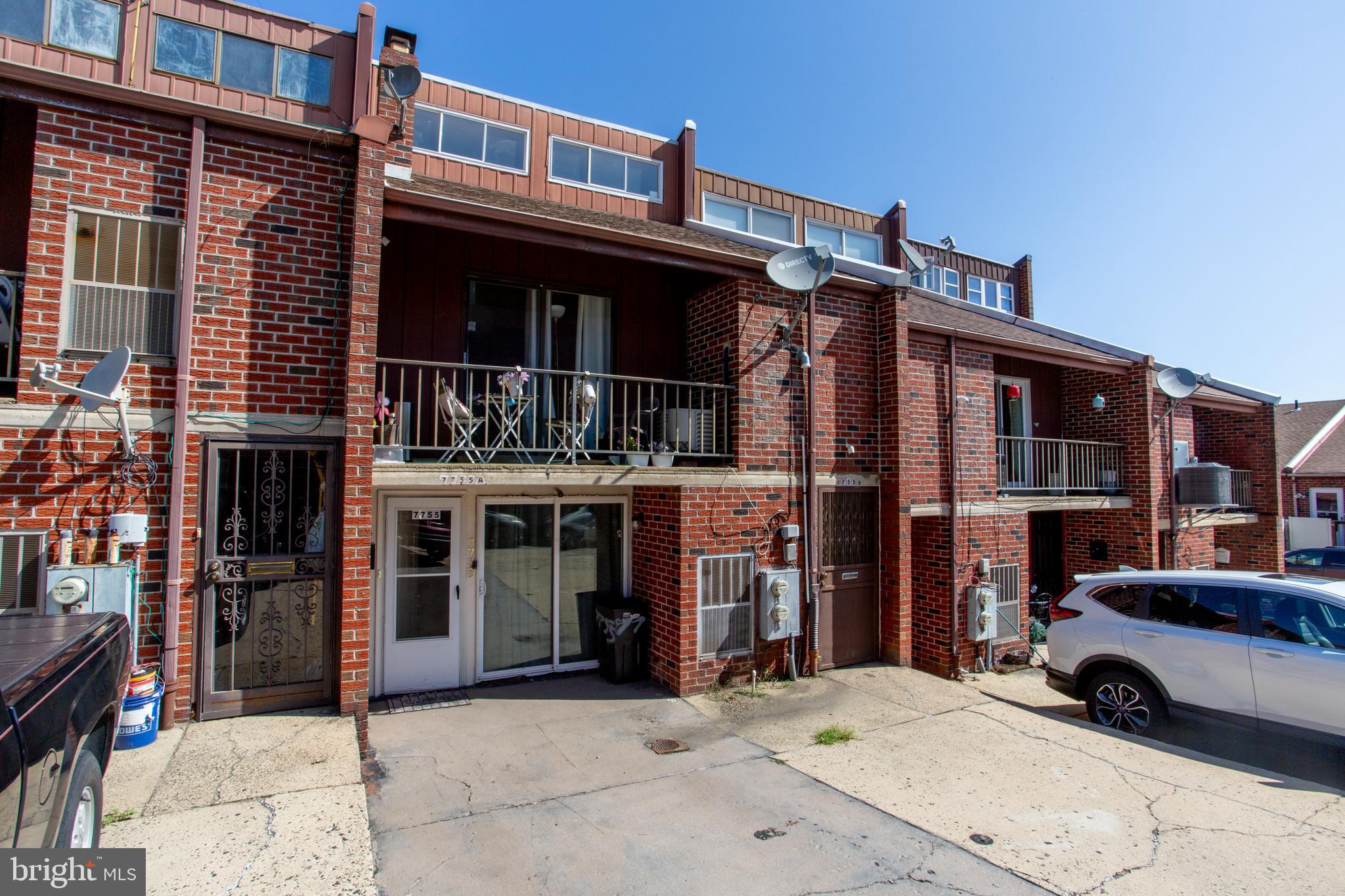 7755 Oxford Ave, Philadelphia, PA 19111